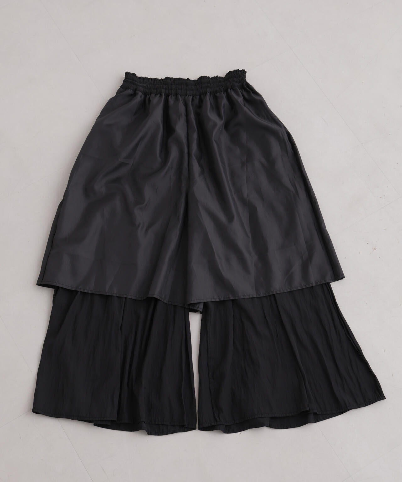 WEB限定/接触冷感機能 ギャザースカートパンツ