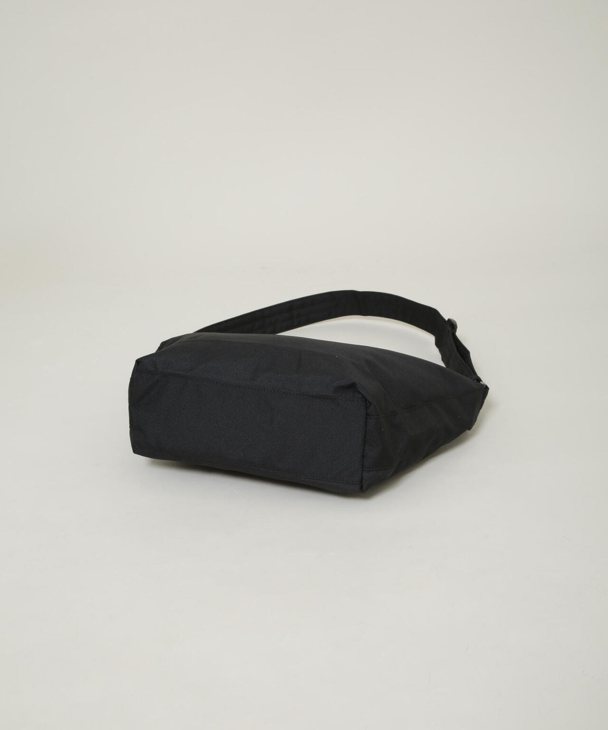 maison vert/CORDURA eco(R)撥水加工ショルダーバッグ