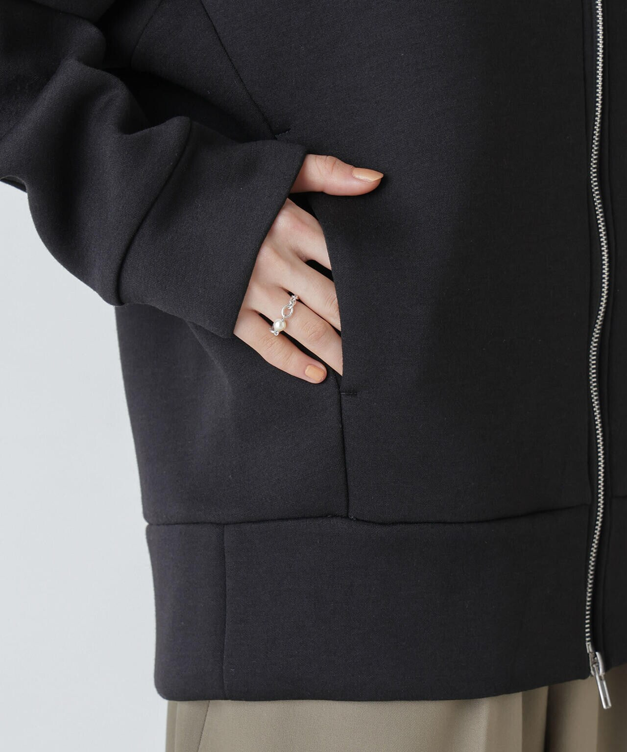 65aa6ca8-4b5b-54cd-8d2d-9781456b5463_Image