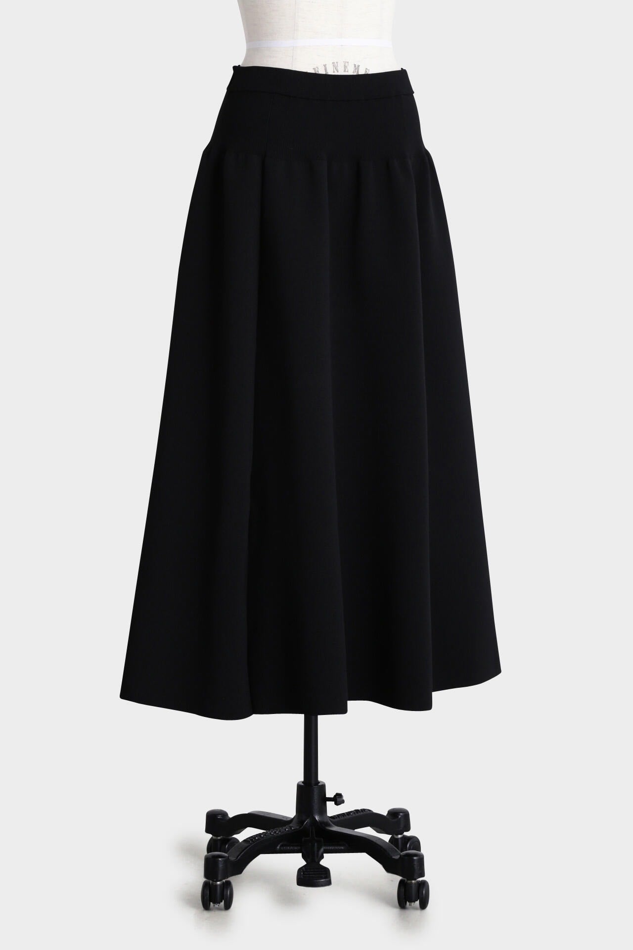 63fd10b9-a97b-5376-8869-b264dd0e8519_Image