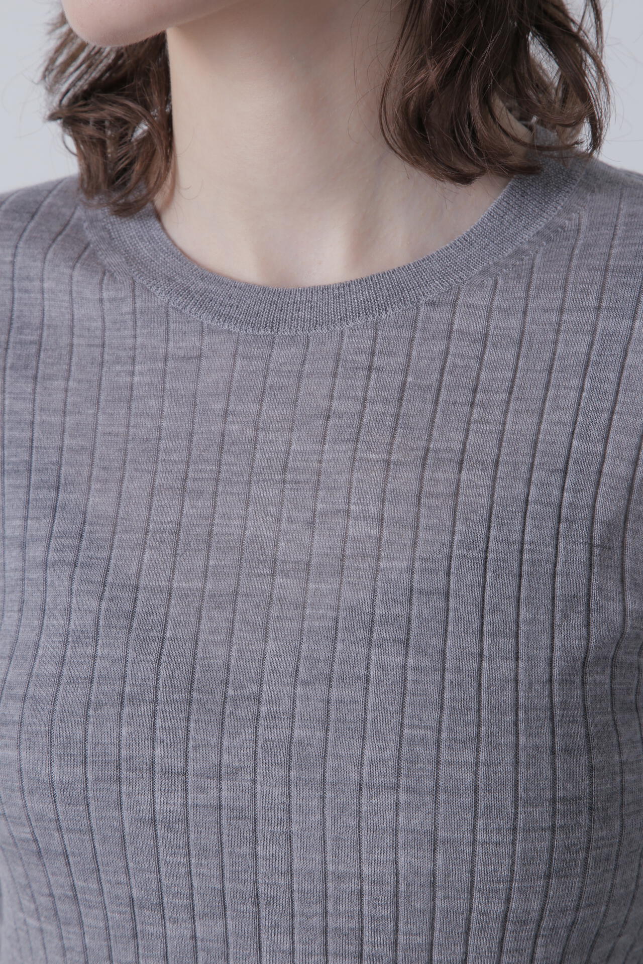 【TV着用】シアーワイドリブクルーネック