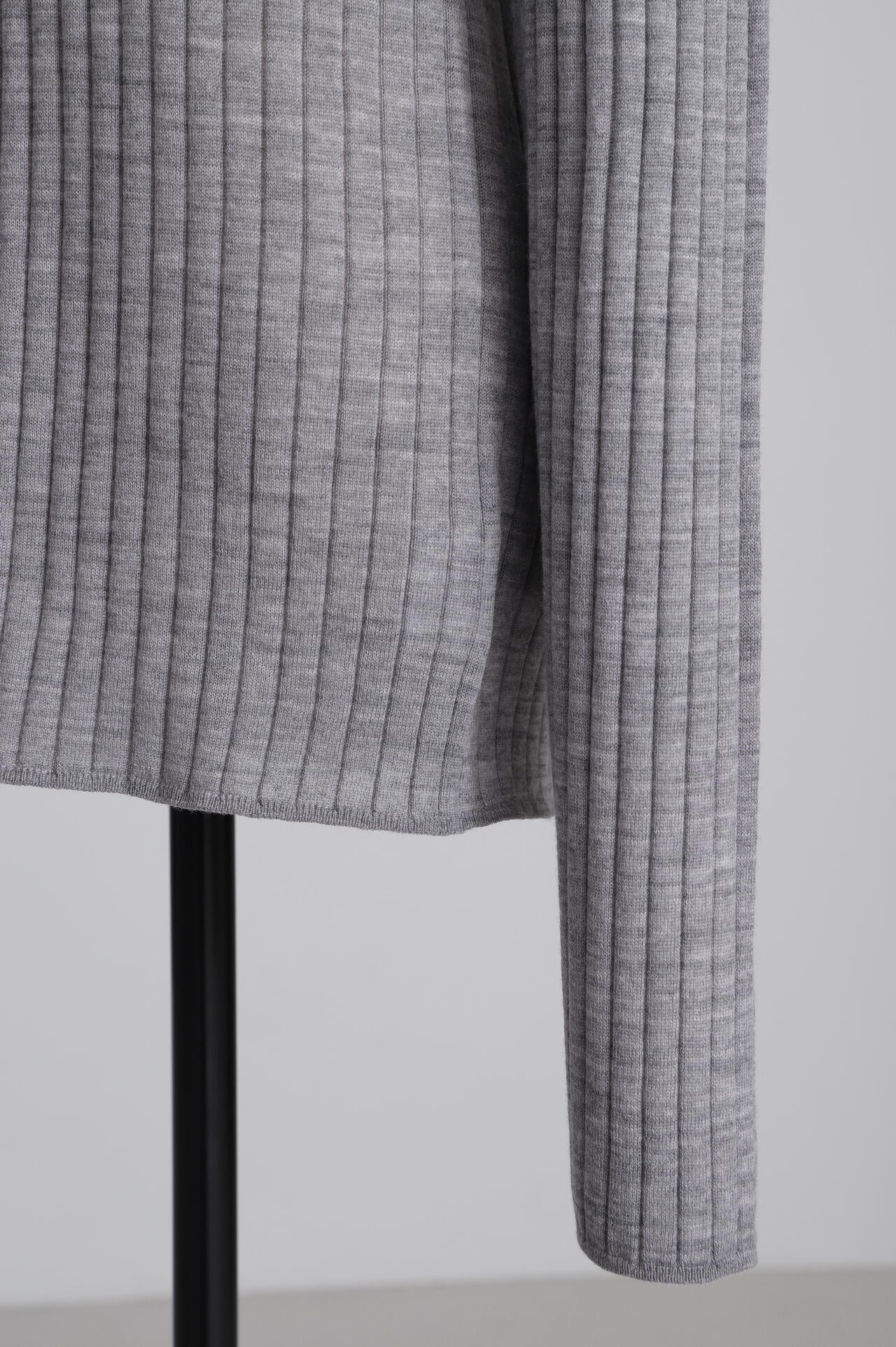 【TV着用】シアーワイドリブクルーネック