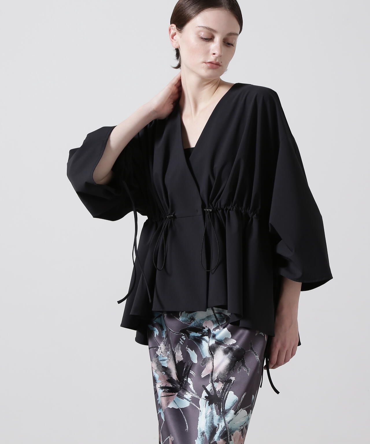 ドローストリングギャザーブラウス