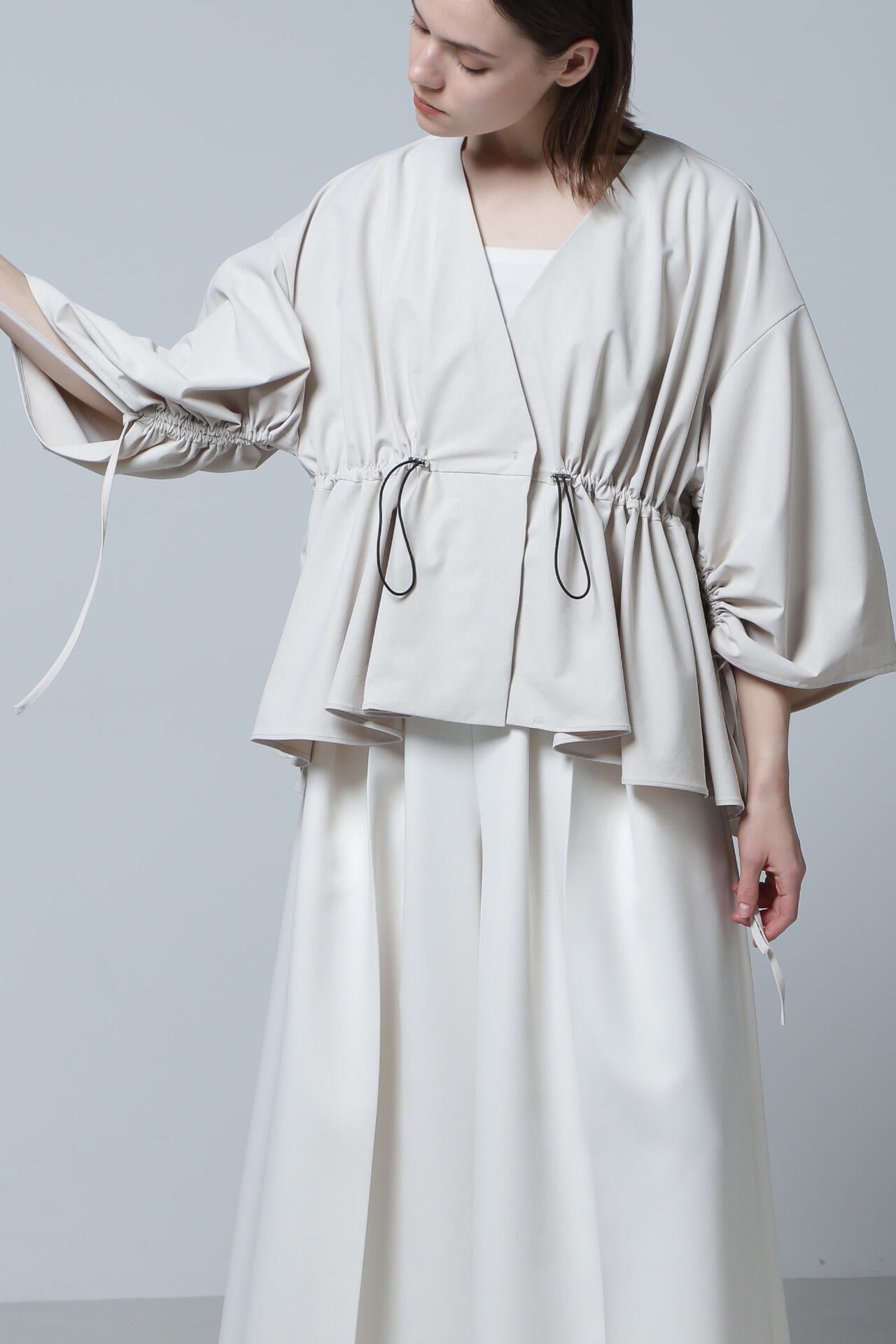 ドローストリングギャザーブラウス