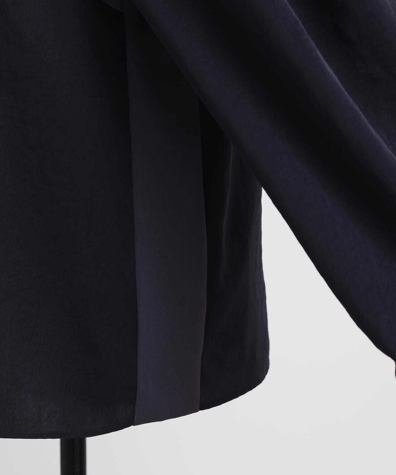 ヴィンテージサテンバイカラーブラウス