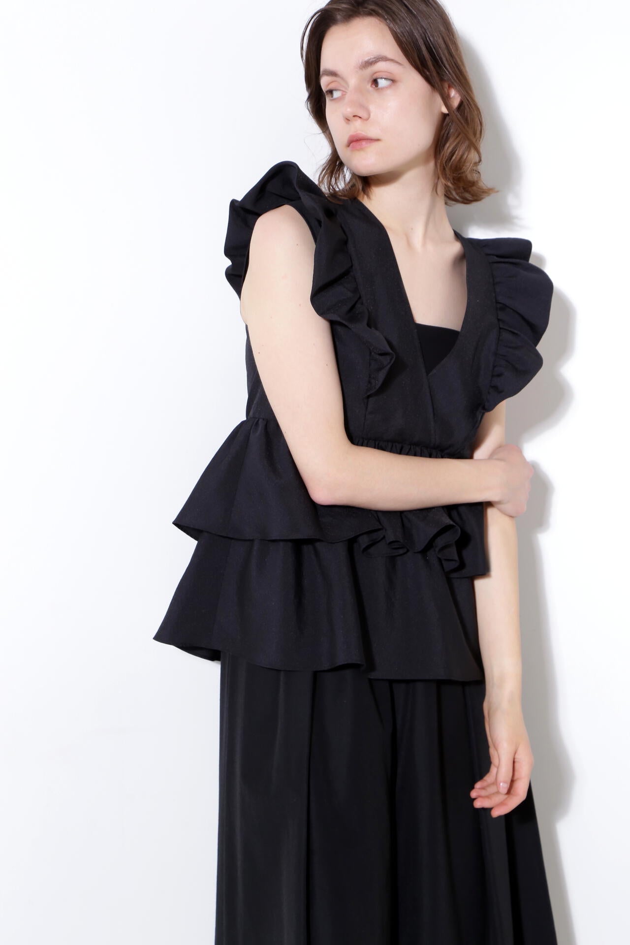 フリルブラウス