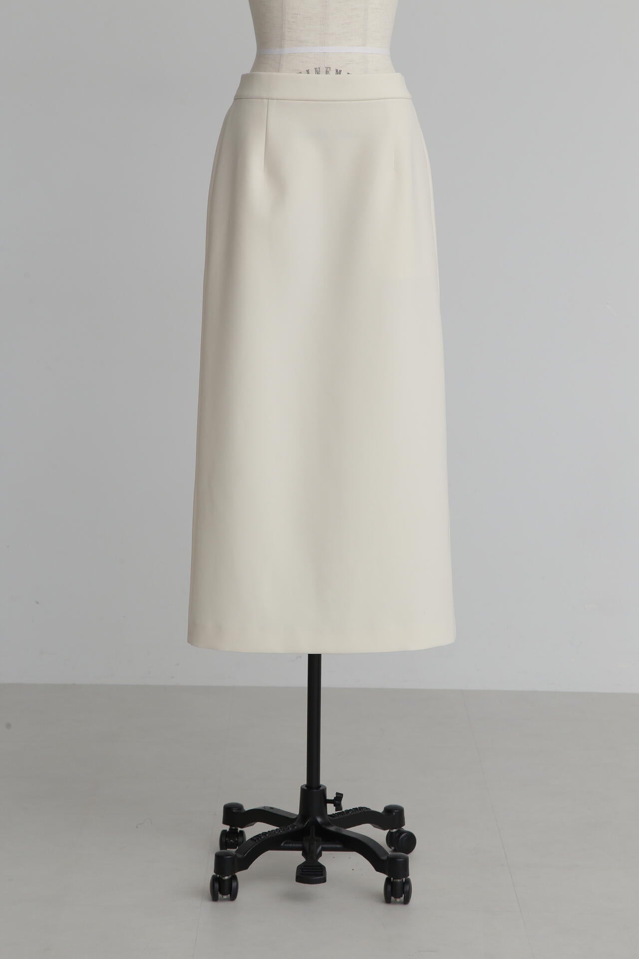 マキシタイトフレアスカート