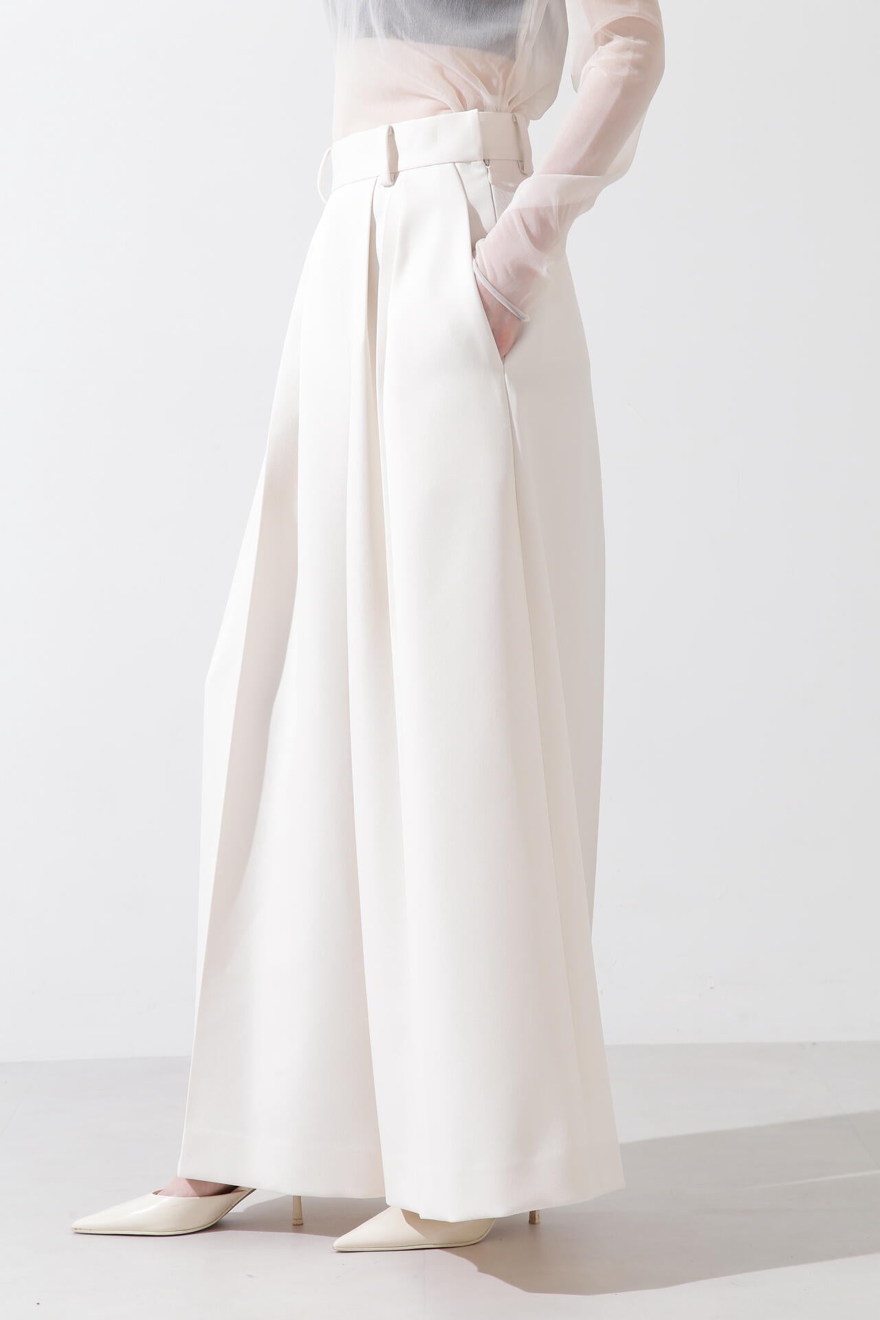 ebe97a12-4812-5f56-93d7-e372347cc286_Image