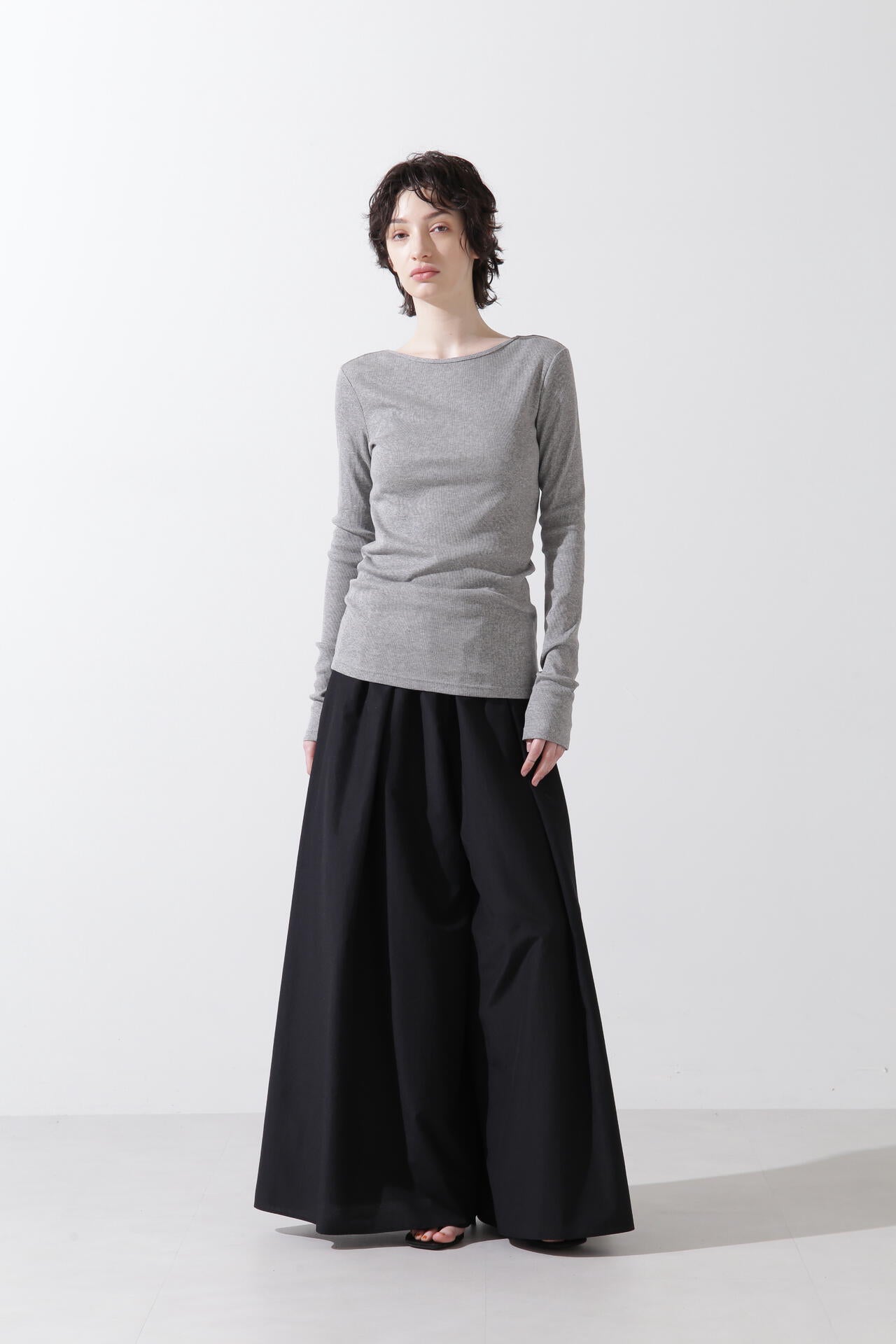 【TV着用】【GISELe 6月号掲載商品】タイプライターギャザーパンツ