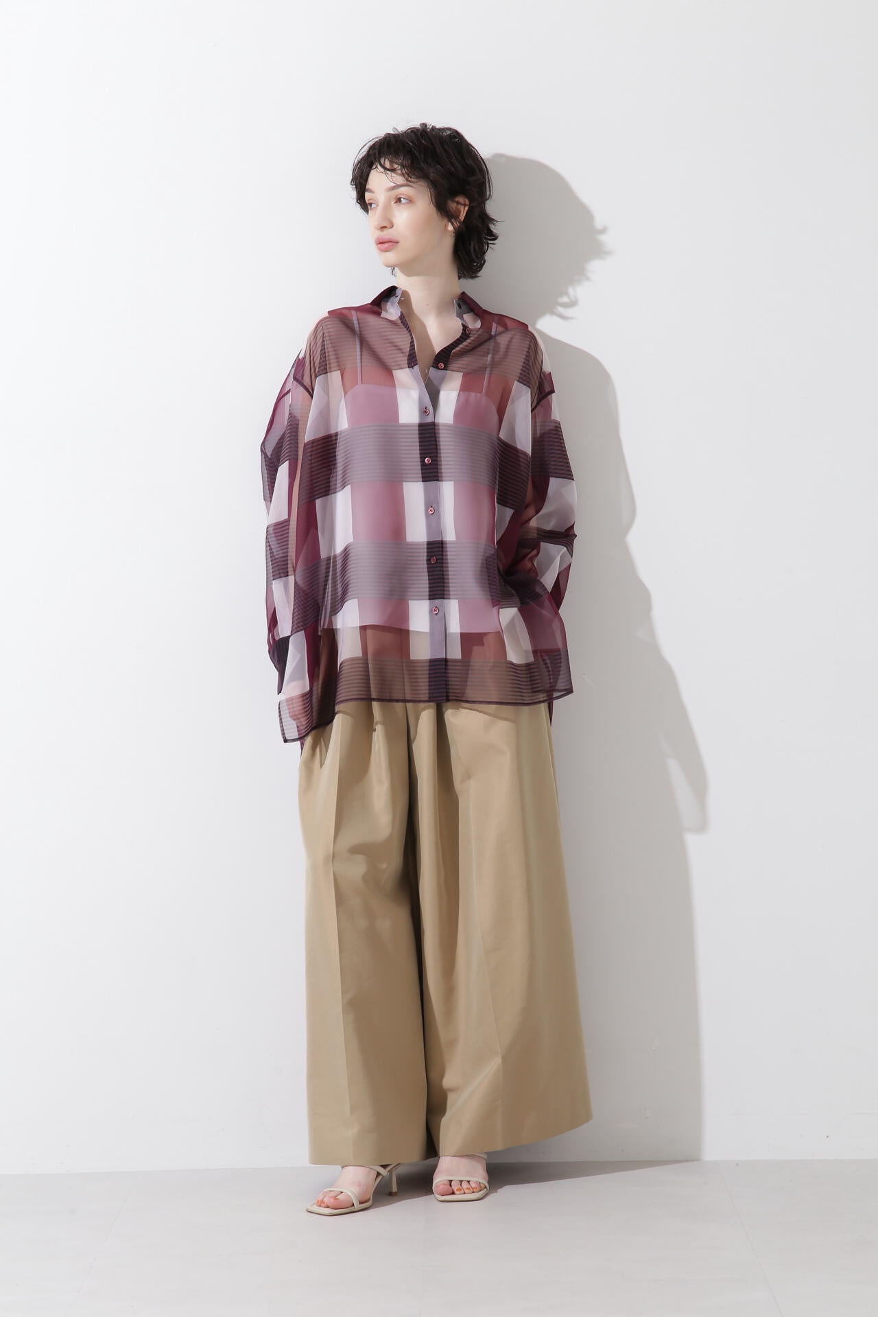 スムージーサテンパッド付きキャミ