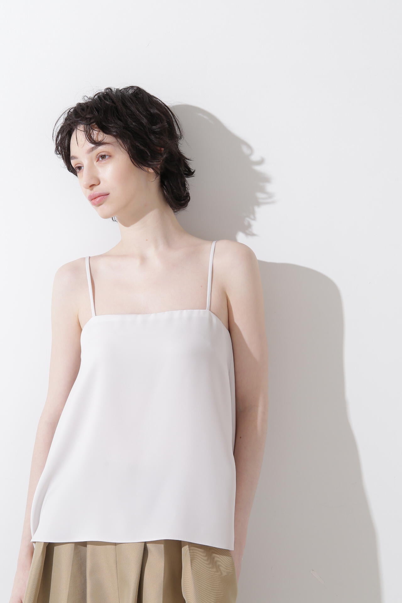 スムージーサテンパッド付きキャミ