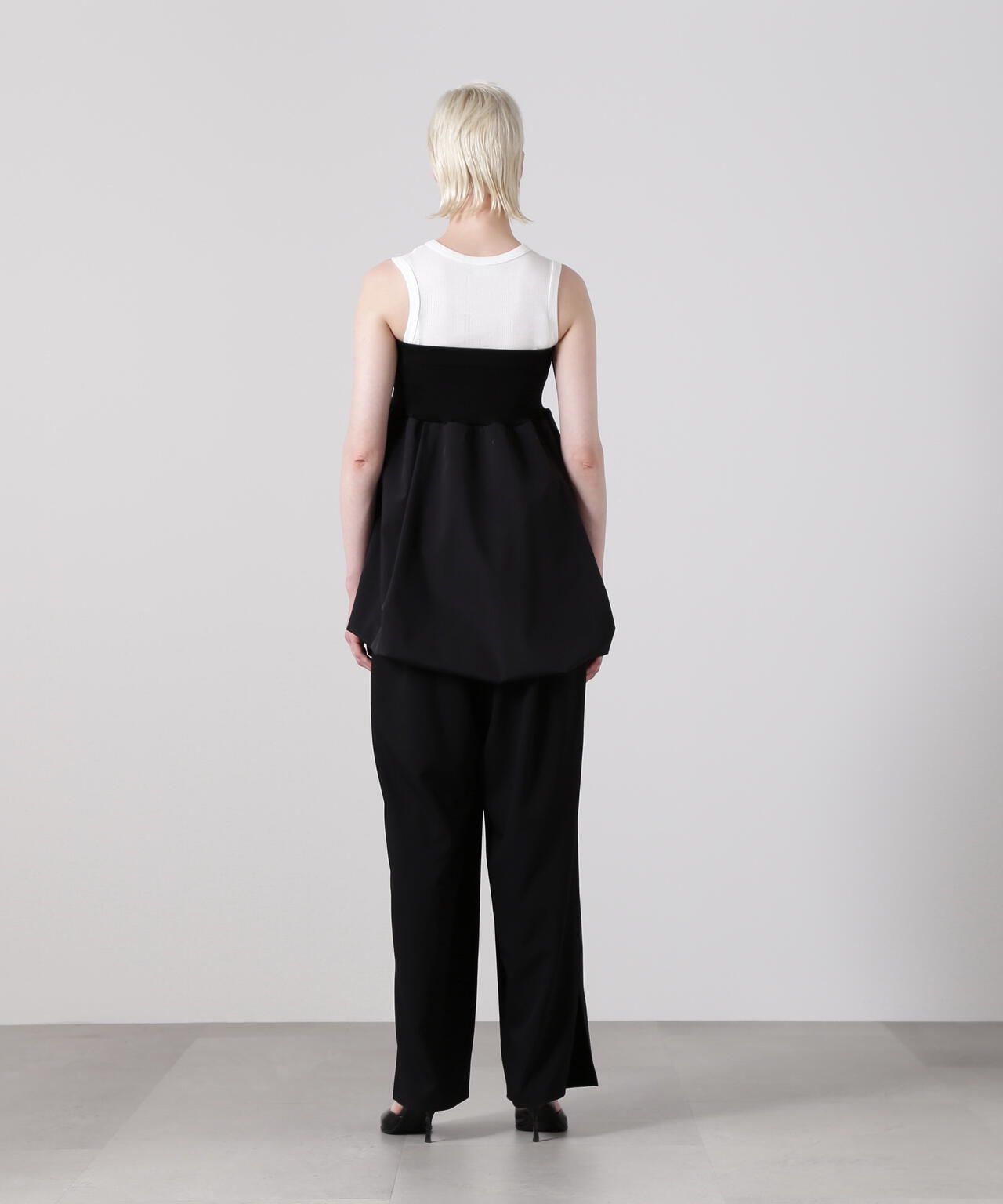 チューブトップ