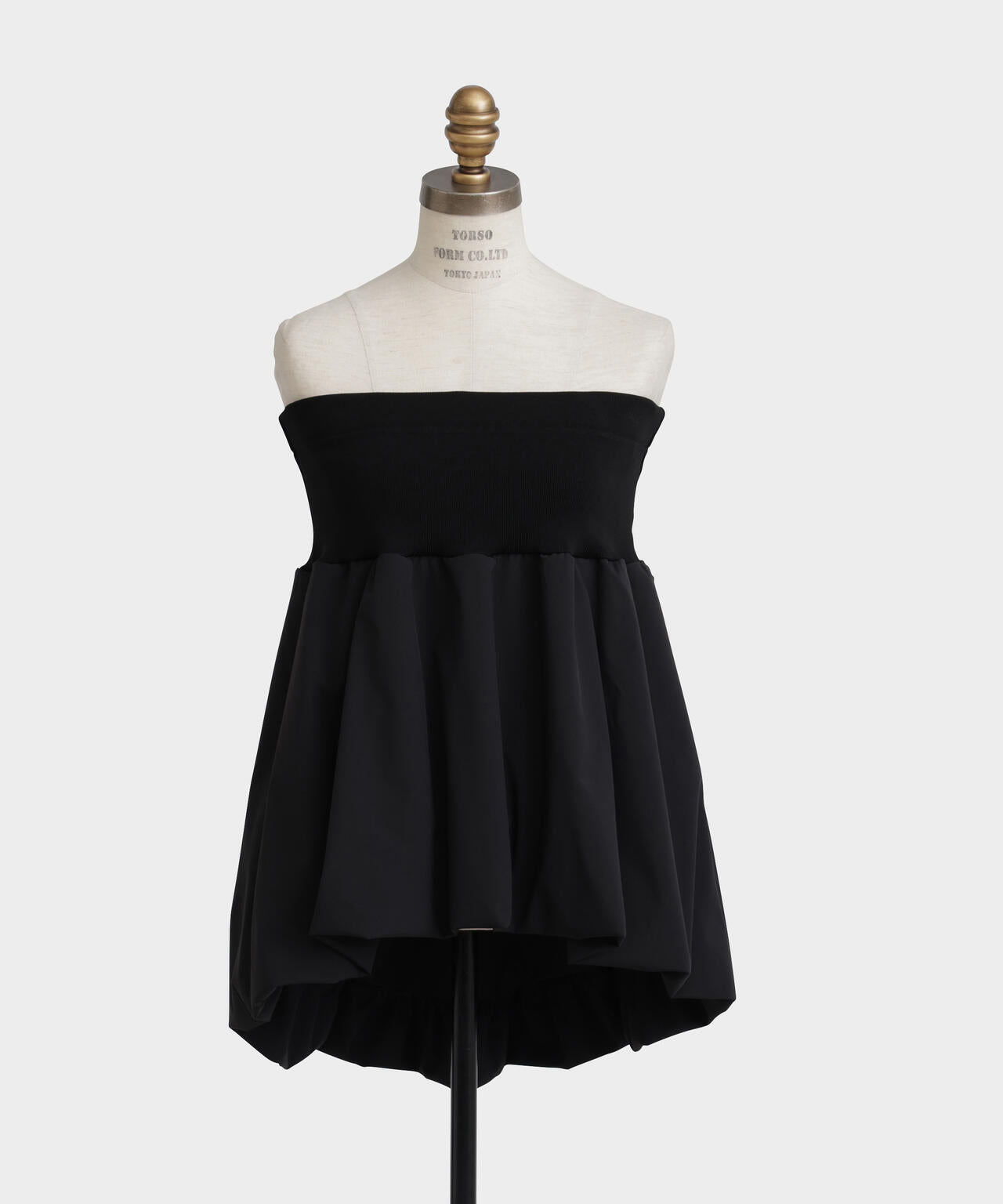 チューブトップ