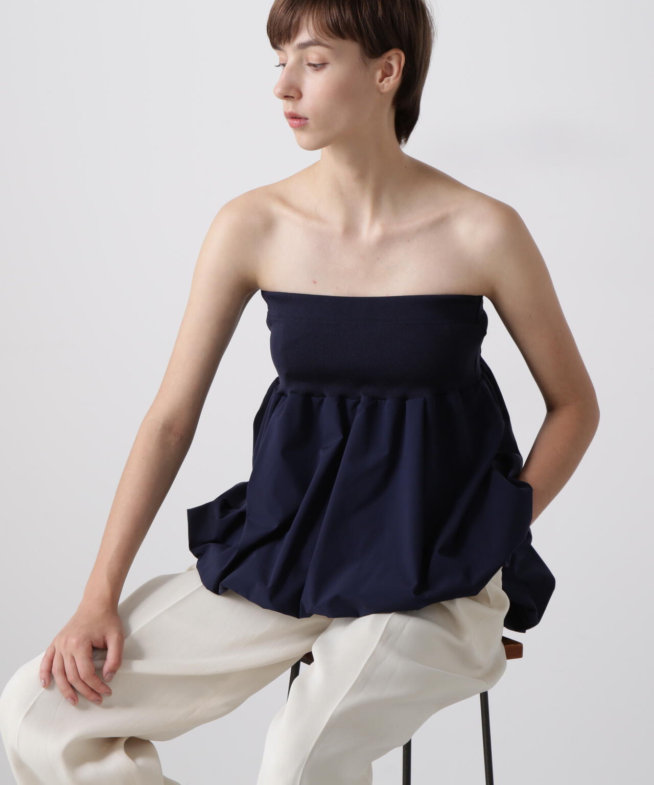 チューブトップ