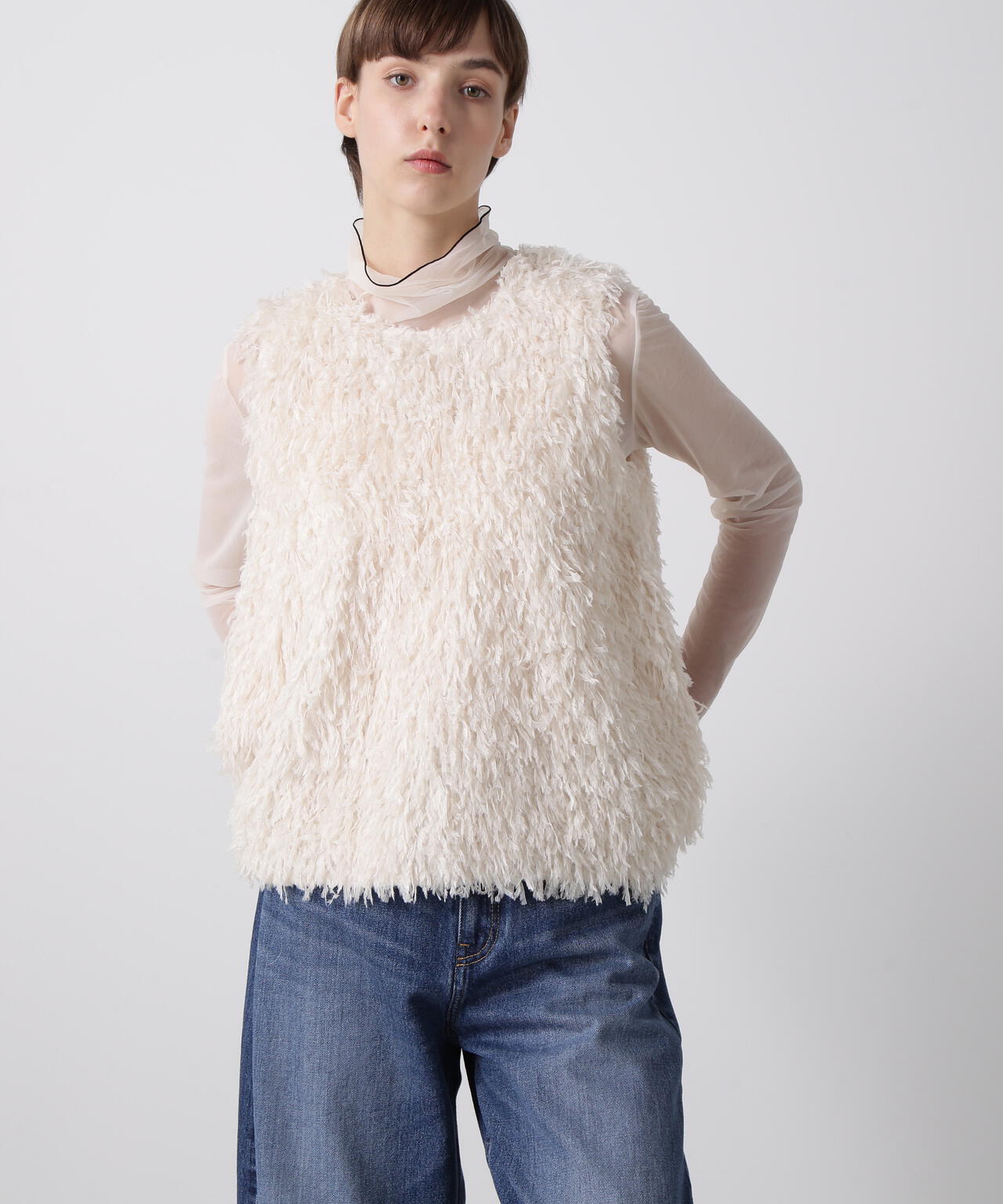 フェザーニット