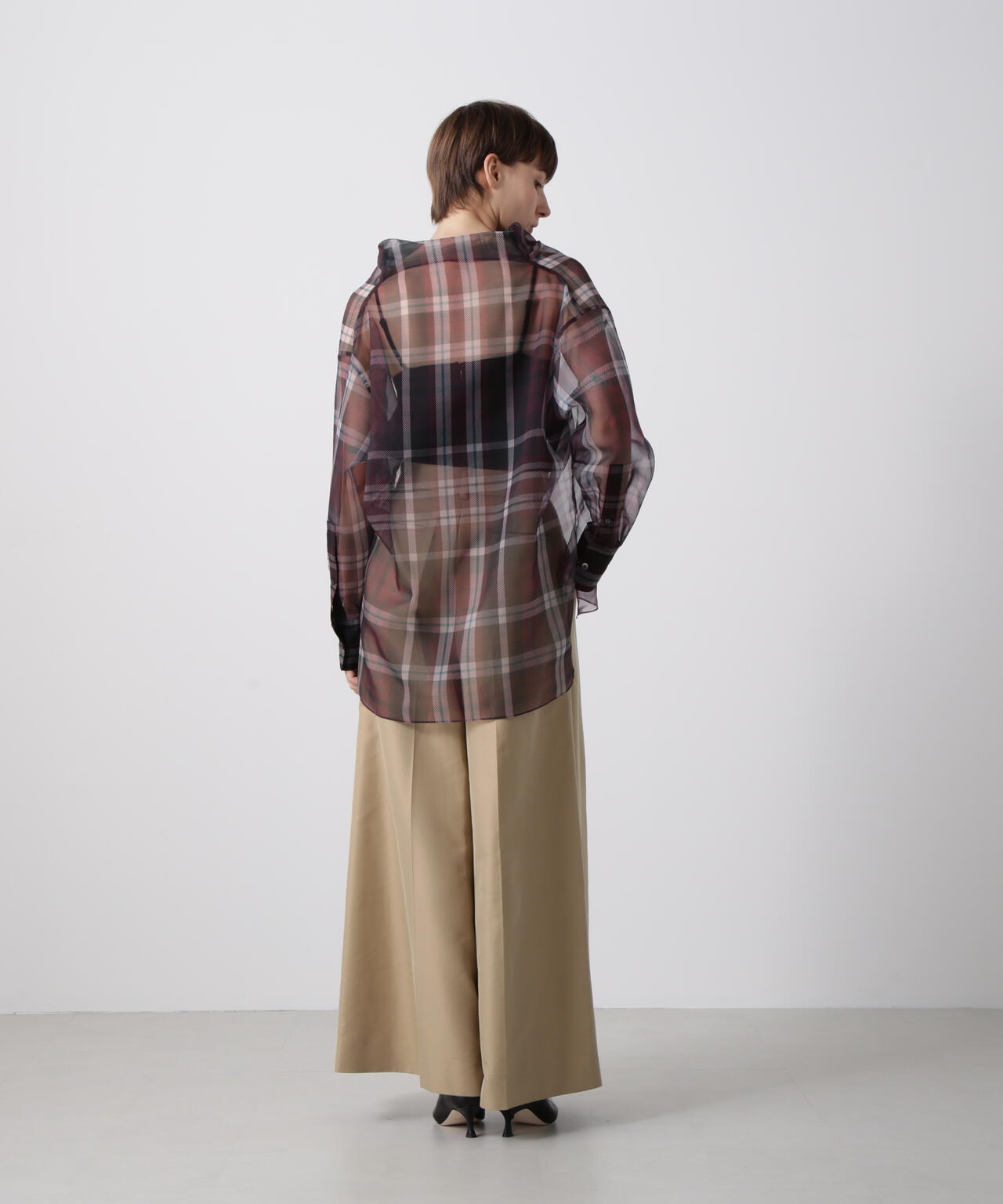 シアーチェックブラウス