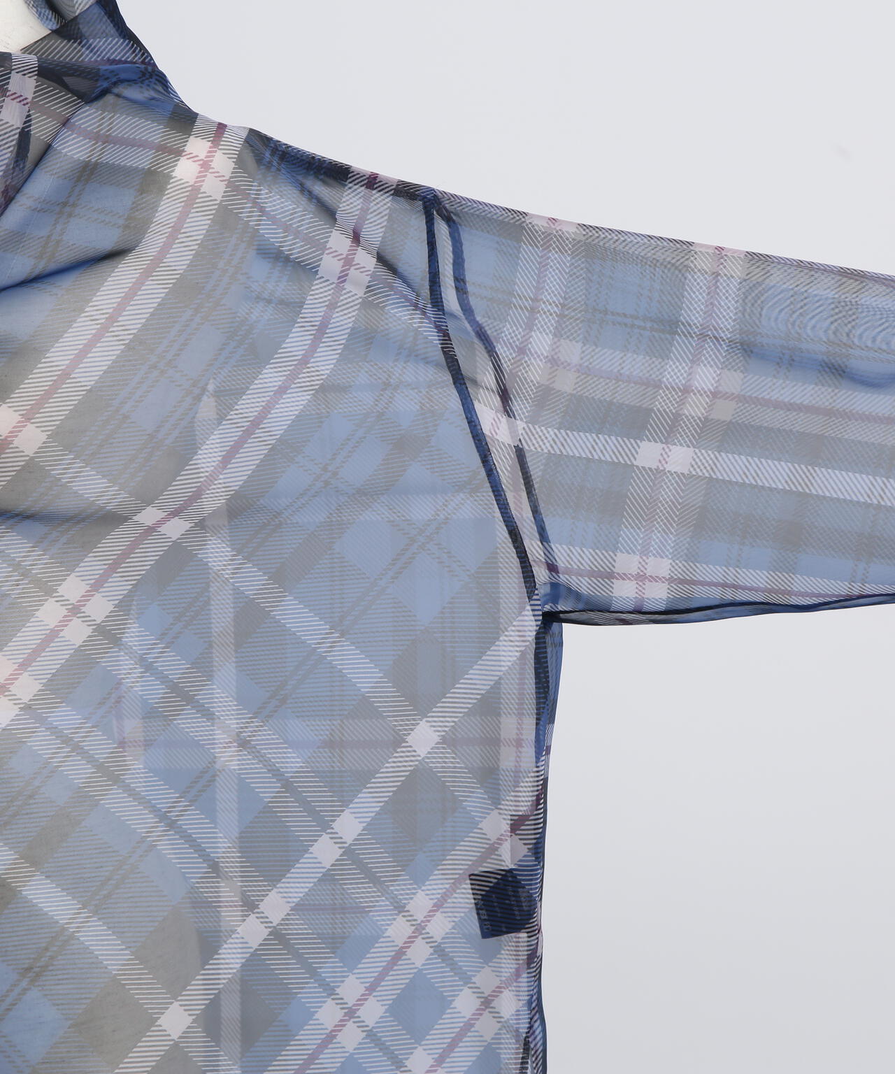 シアーチェックブラウス