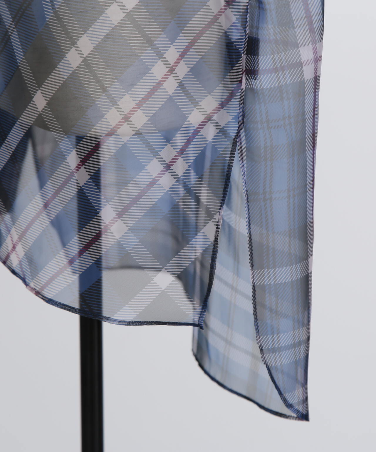 シアーチェックブラウス