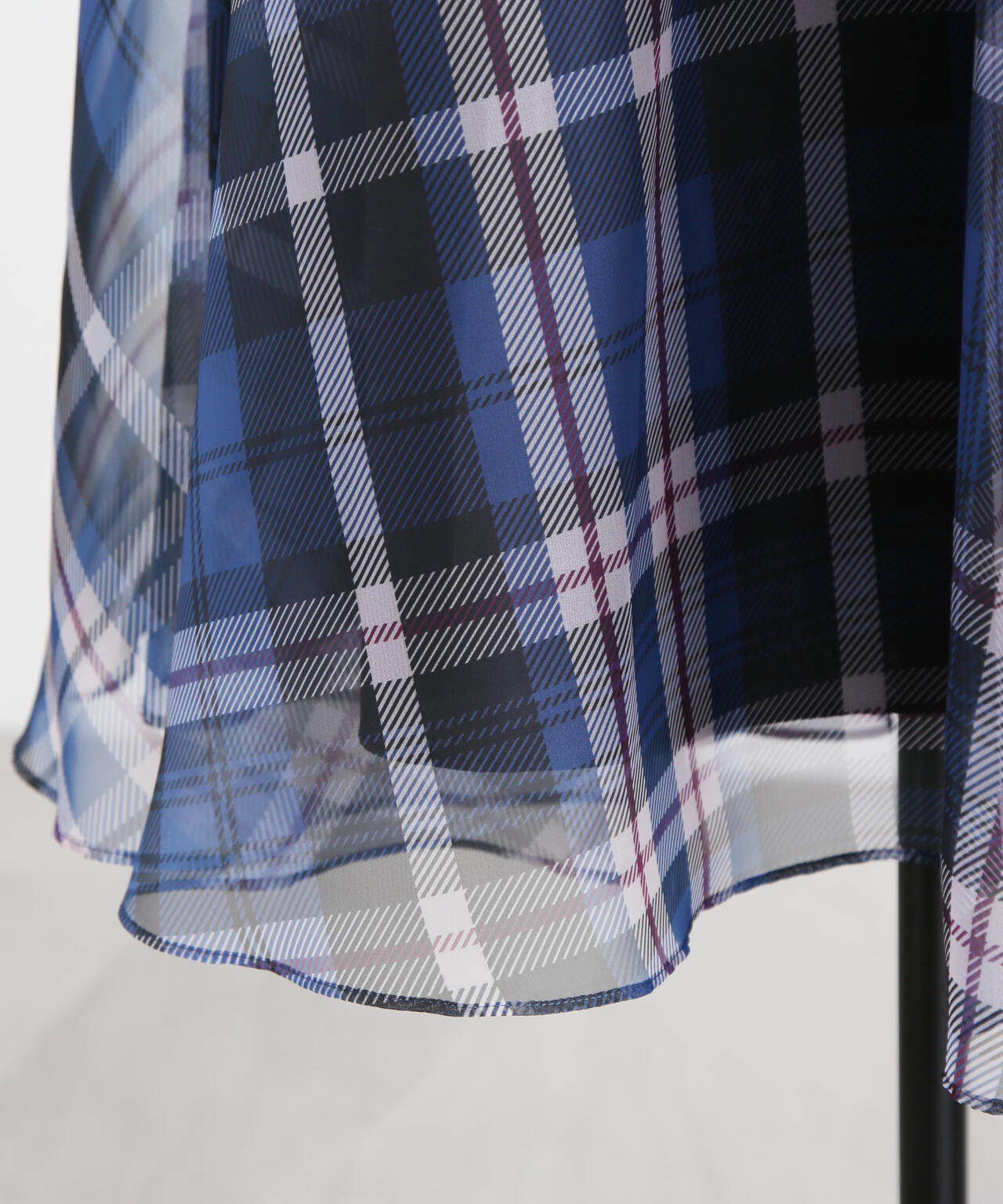 シアーチェックスカート