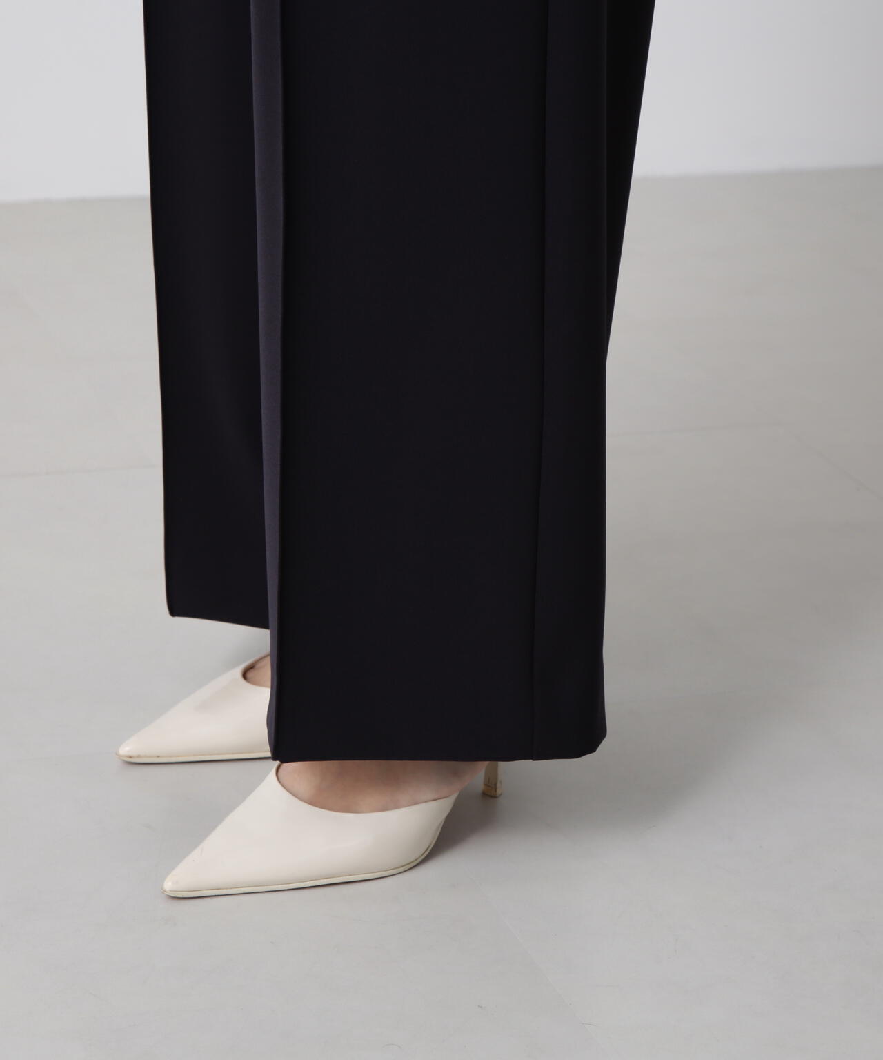 ダブルクロスドロストパンツ