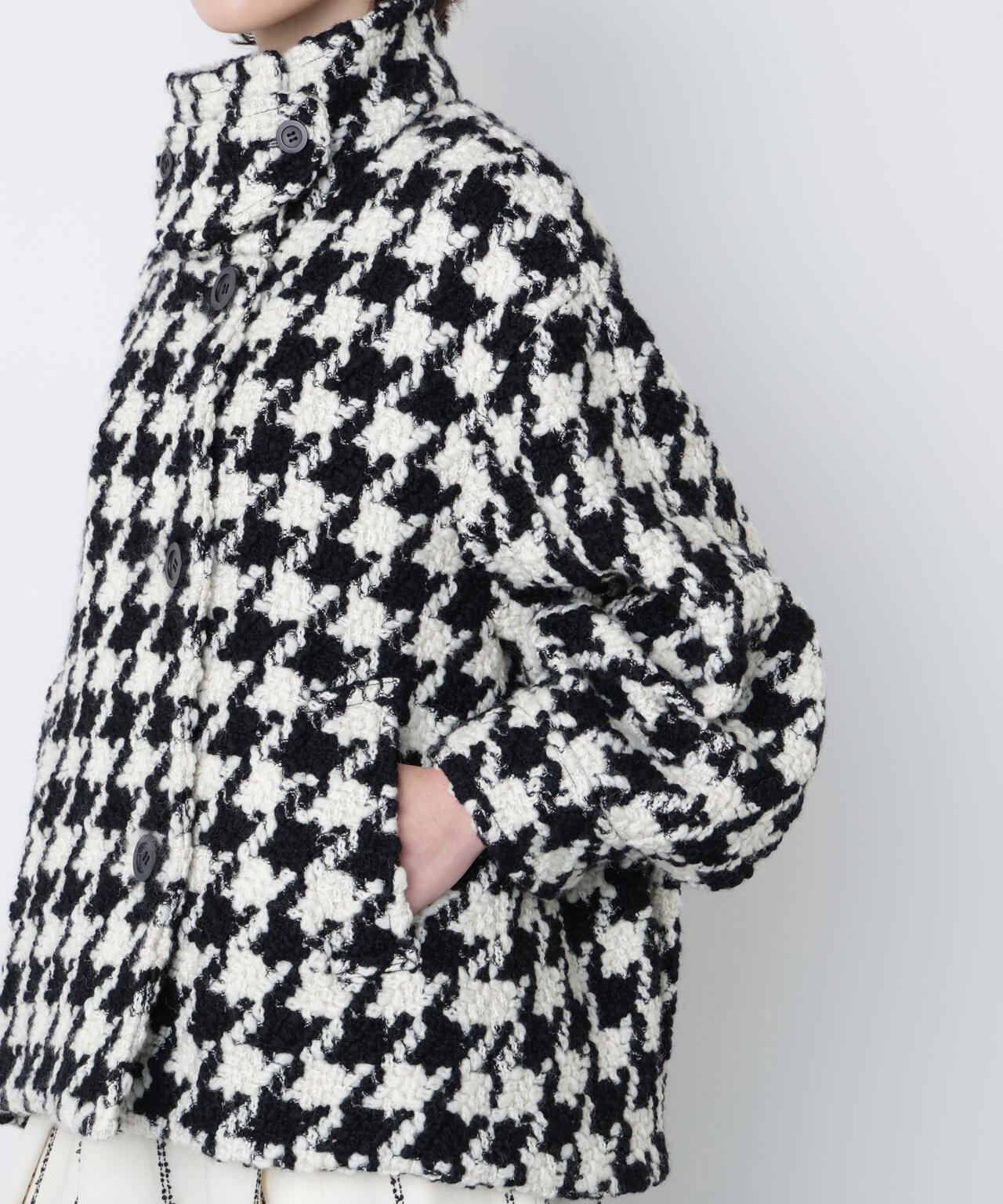 ビッグハウンドトゥースコート