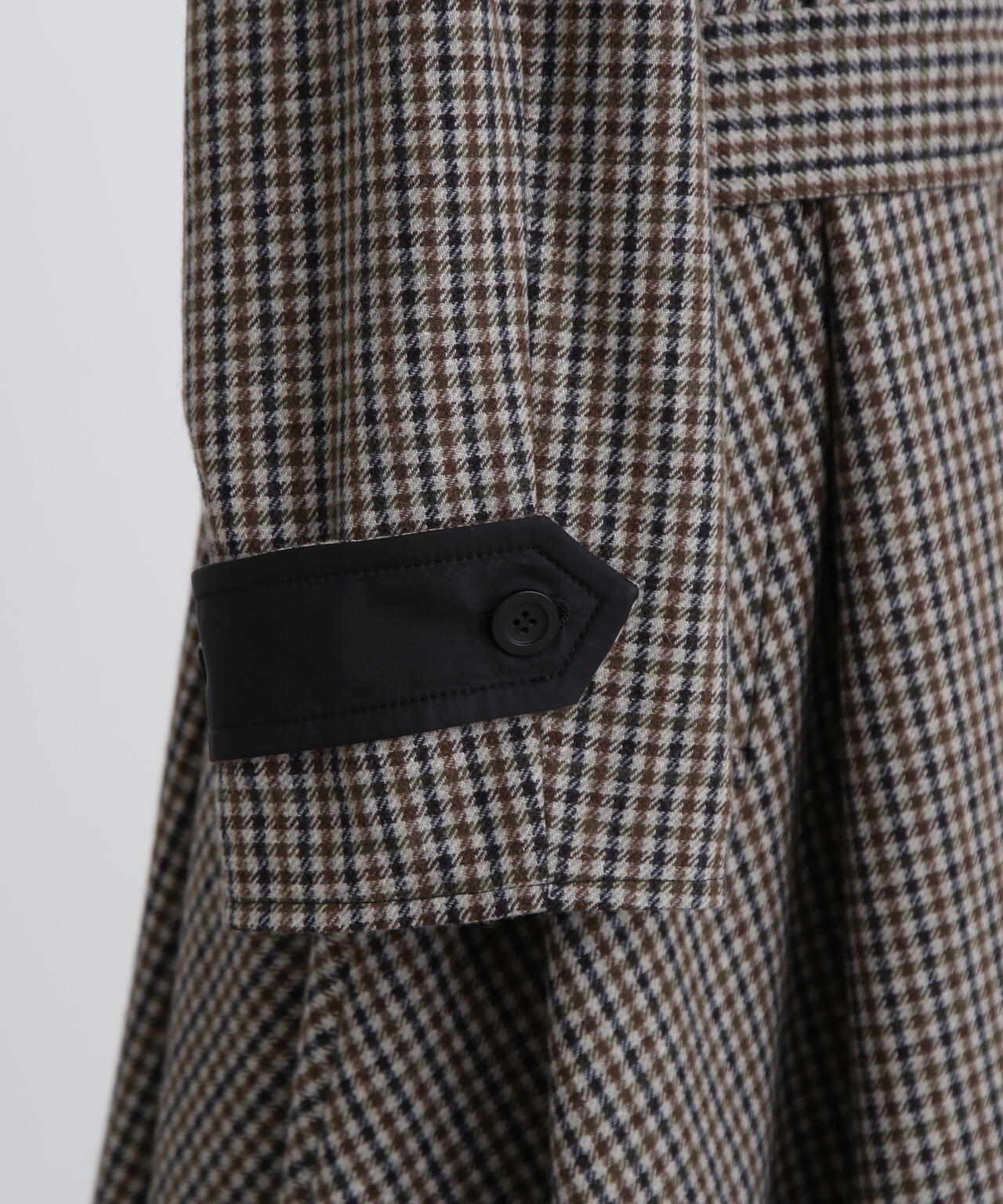 リバーシブルテントコート