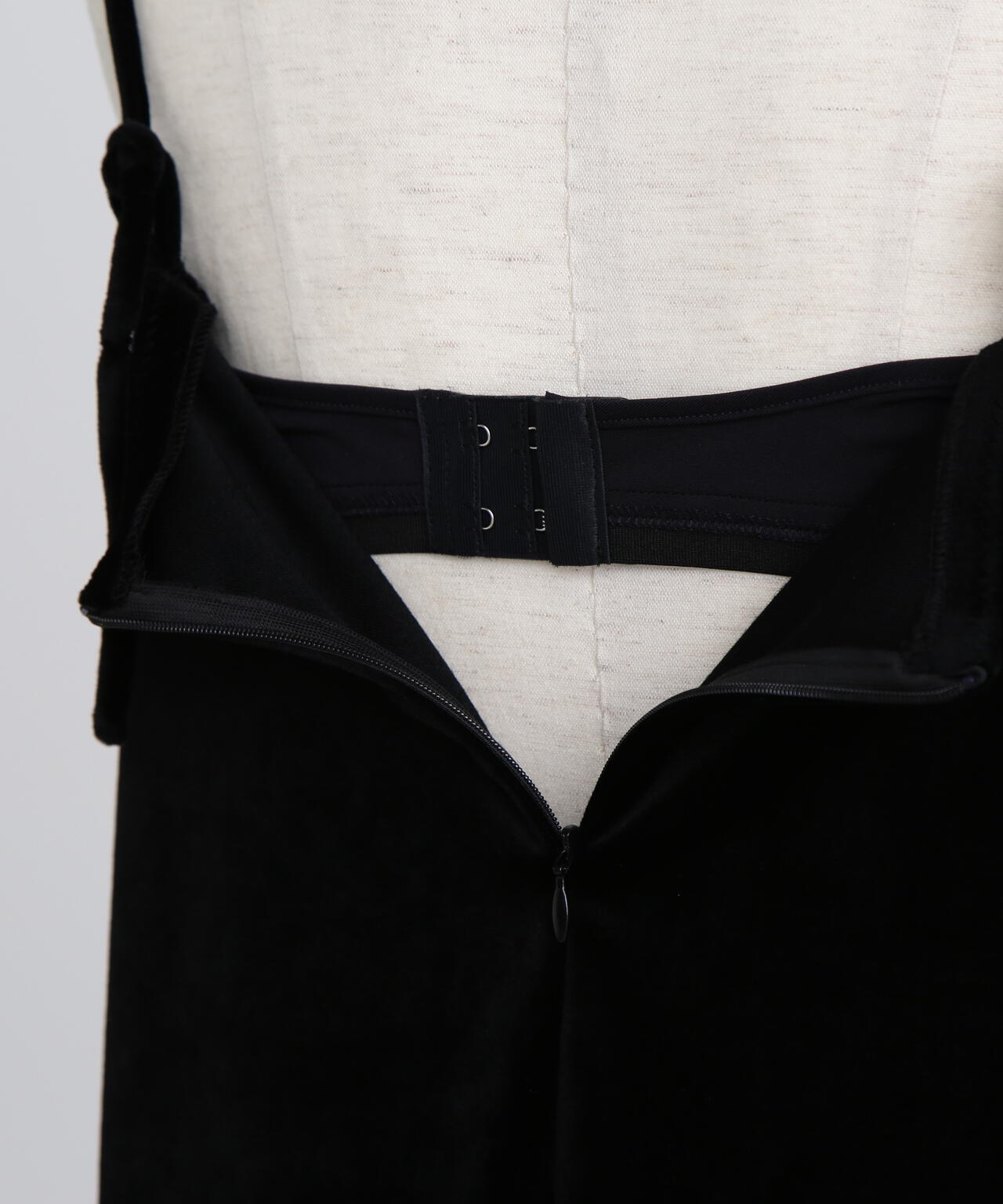 【GISELe 12月号掲載商品】カップ付きベロアキャミソール