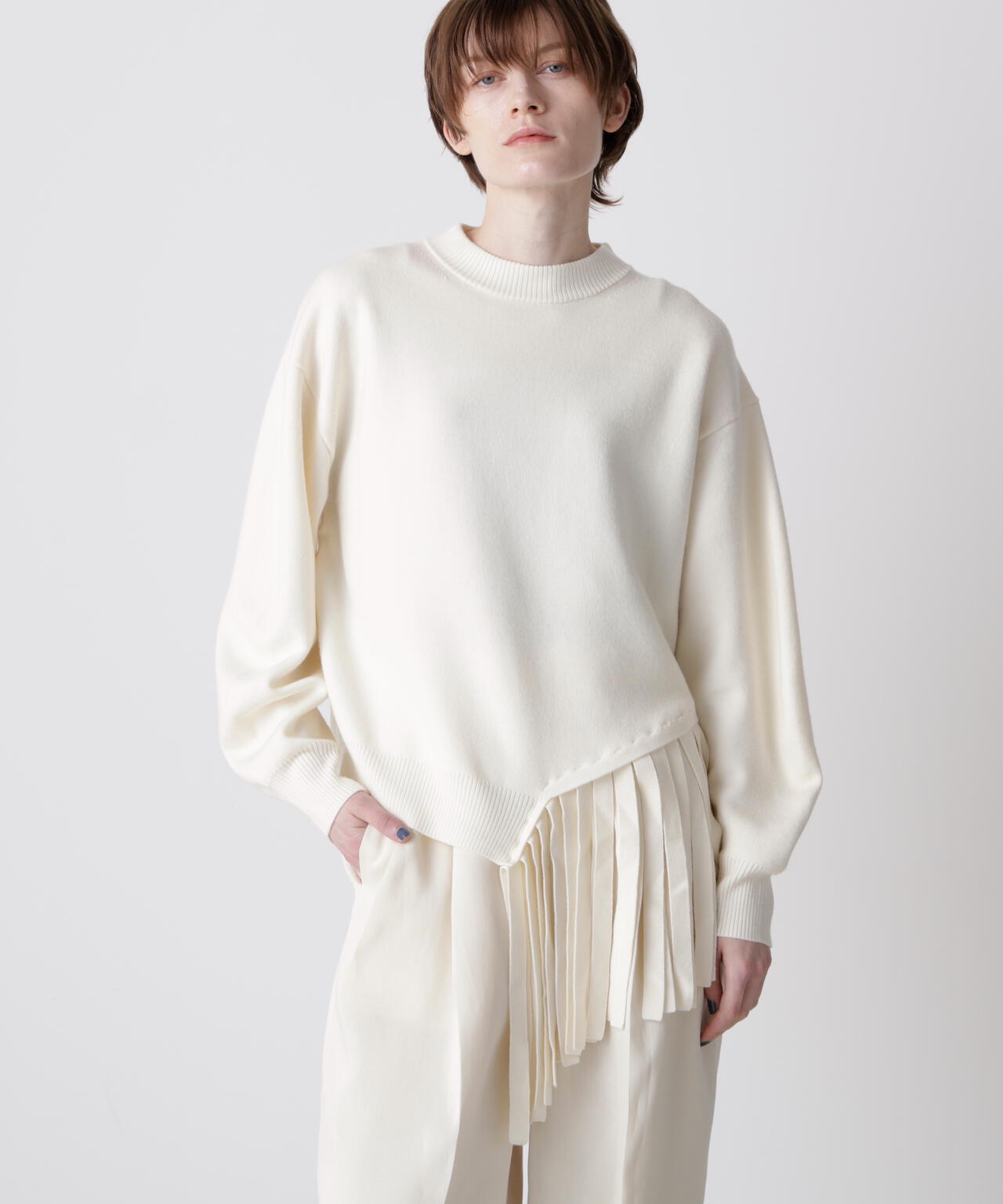 フリンジニット