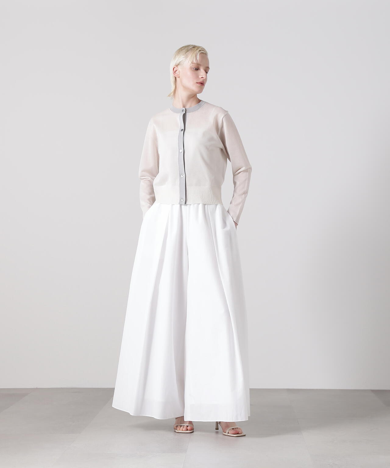 シアーニットカーディガン