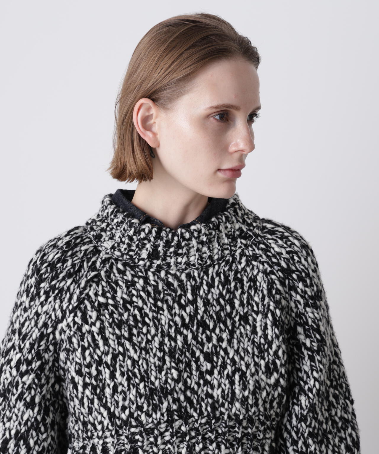 バイカラークロップニット