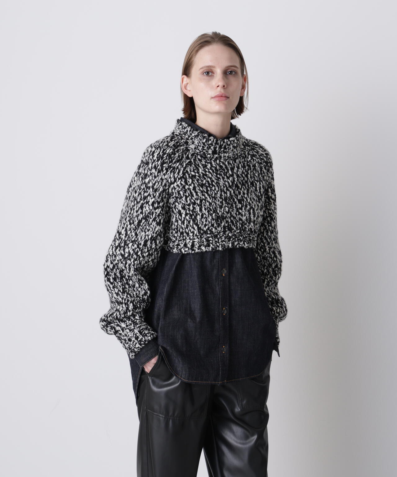 バイカラークロップニット