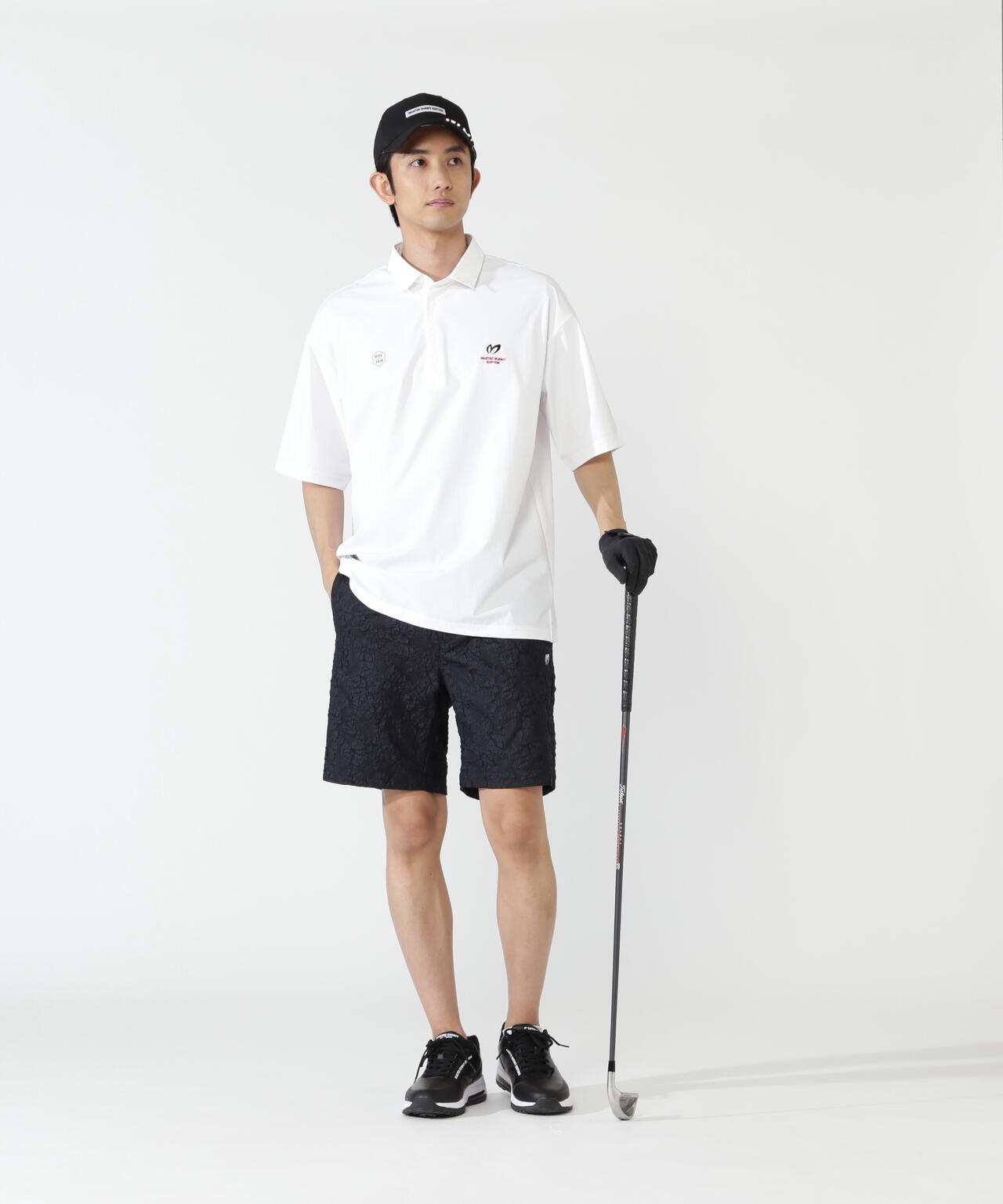 H:182cm/C:93/W:77/H:91 着用サイズ:5