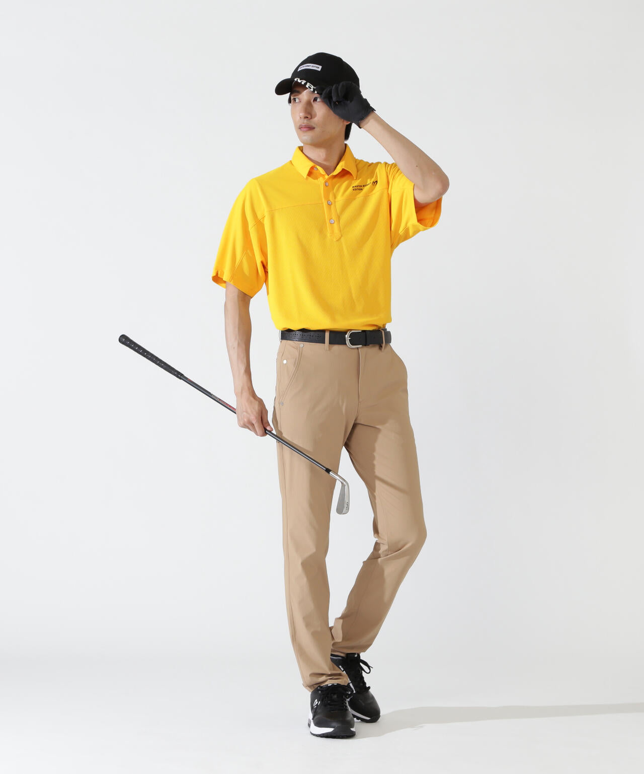 H:182cm/C:93/W:77/H:91 着用サイズ:5