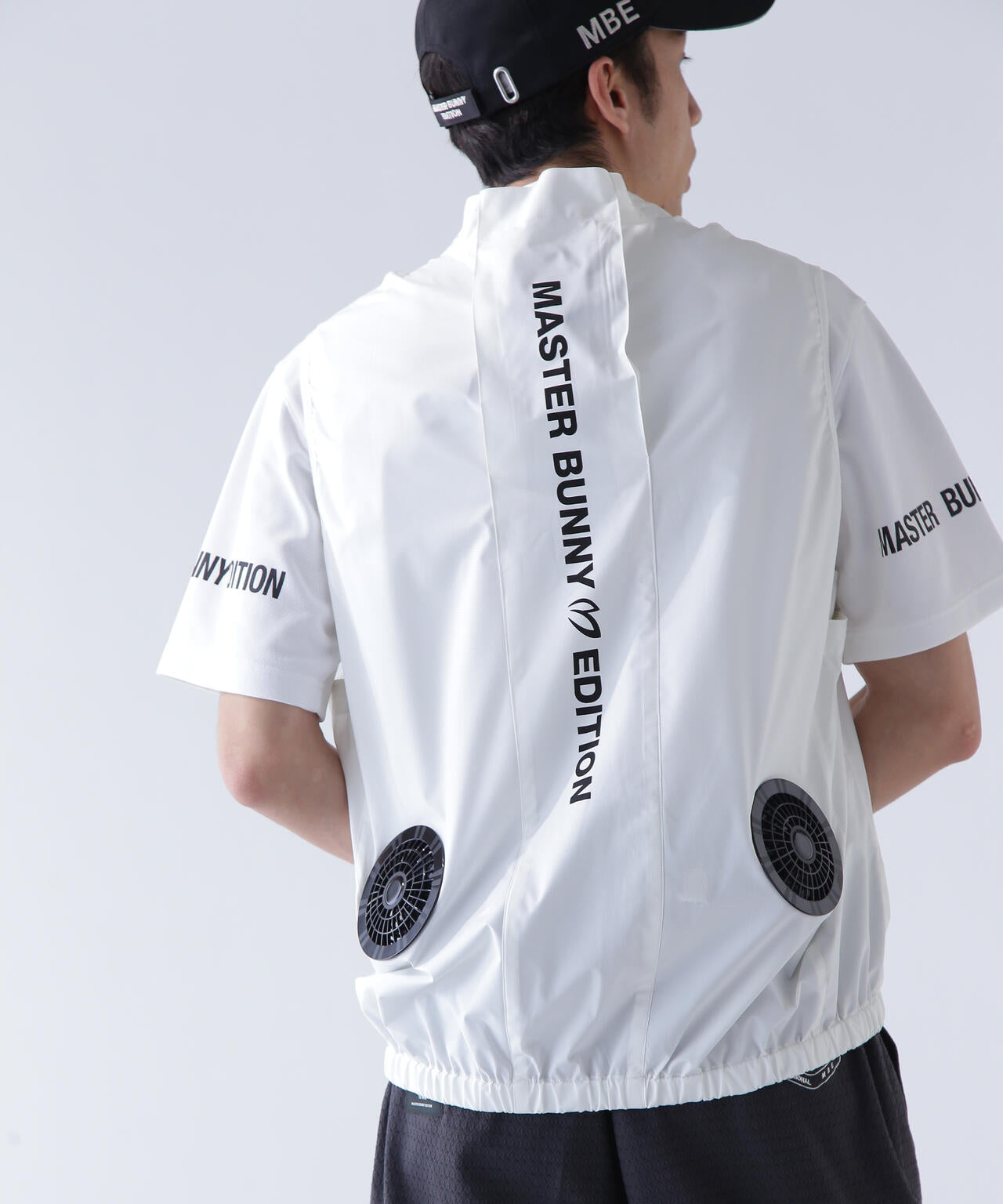 ファンフルジップアップベスト