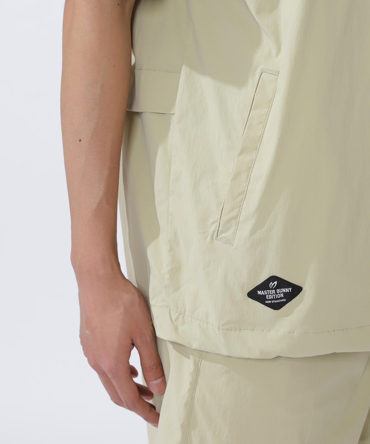 c54b054e-ae03-5ab6-8d60-6846492f60fd_Image