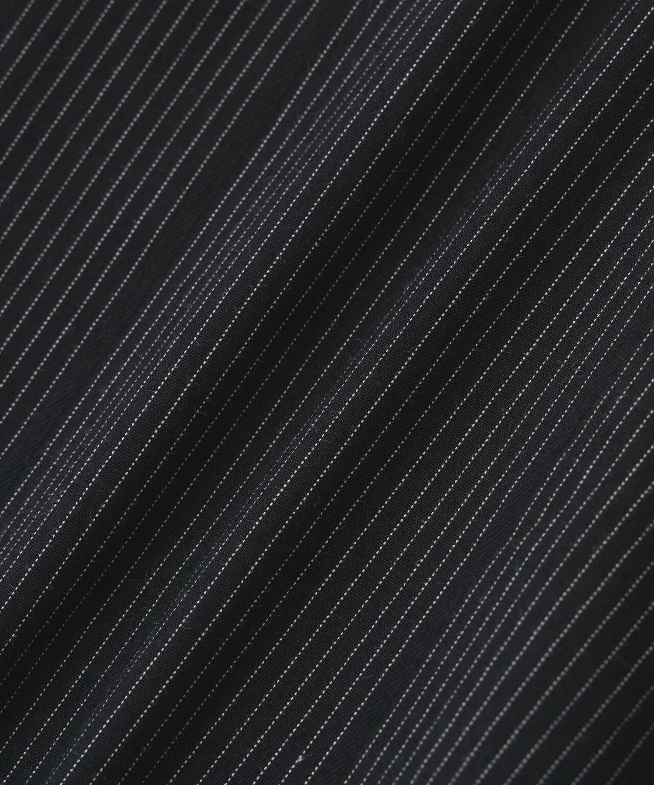 ピンストライプパンツ