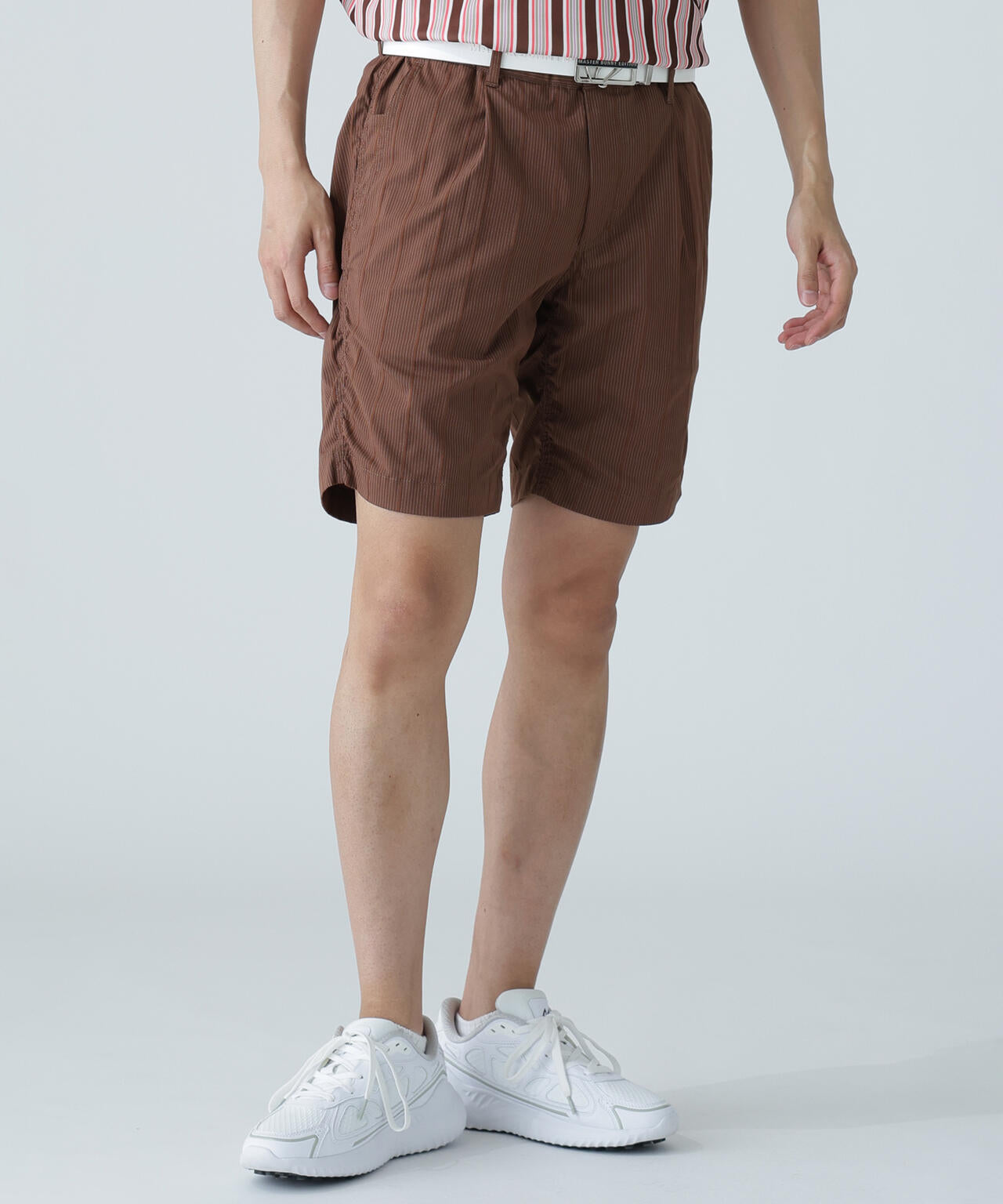 ピンストライプショートパンツ