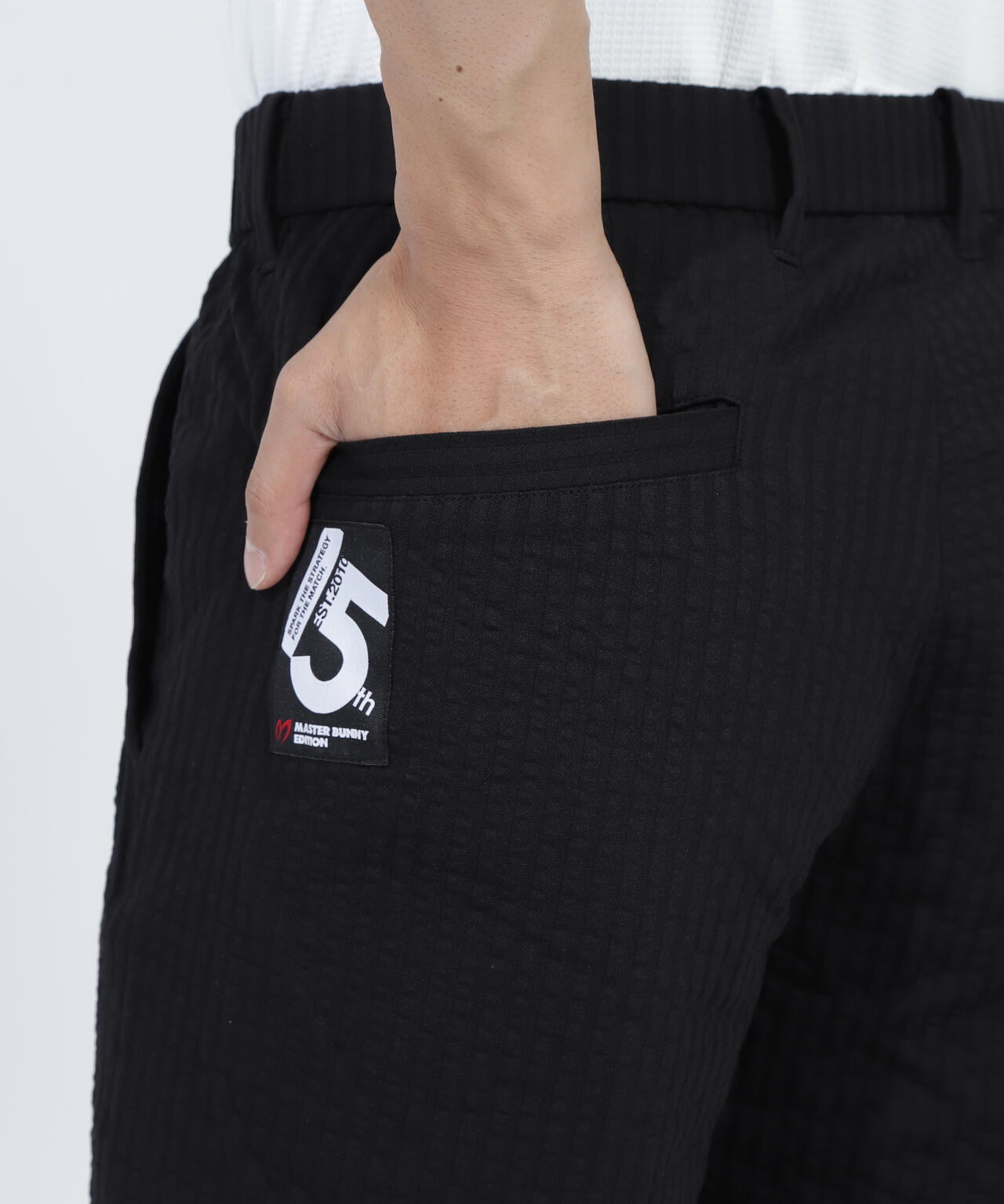 【SWAGGY BUNNY】マイクロシアサッカーショートパンツ