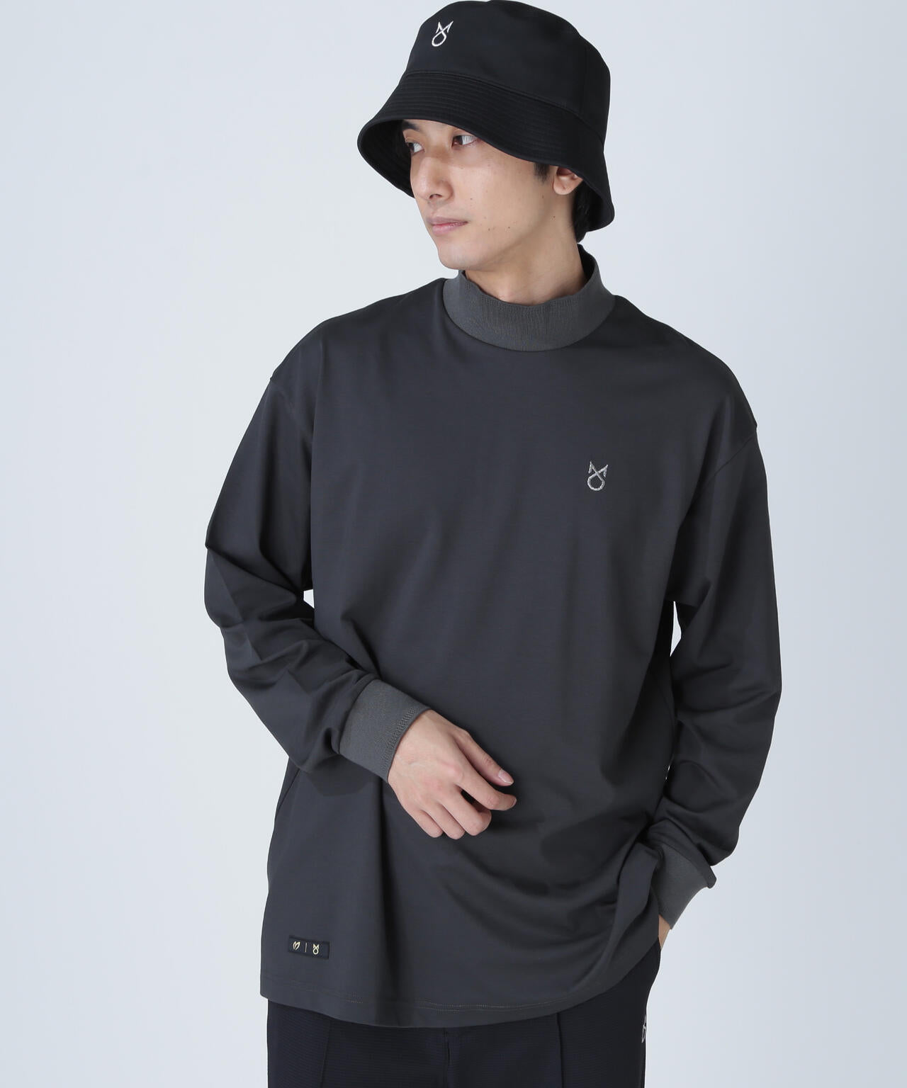 【上田桃子プロコラボカラーあり】Shine Ry/Nyストレッチポンチ長袖ハイネックカットソー