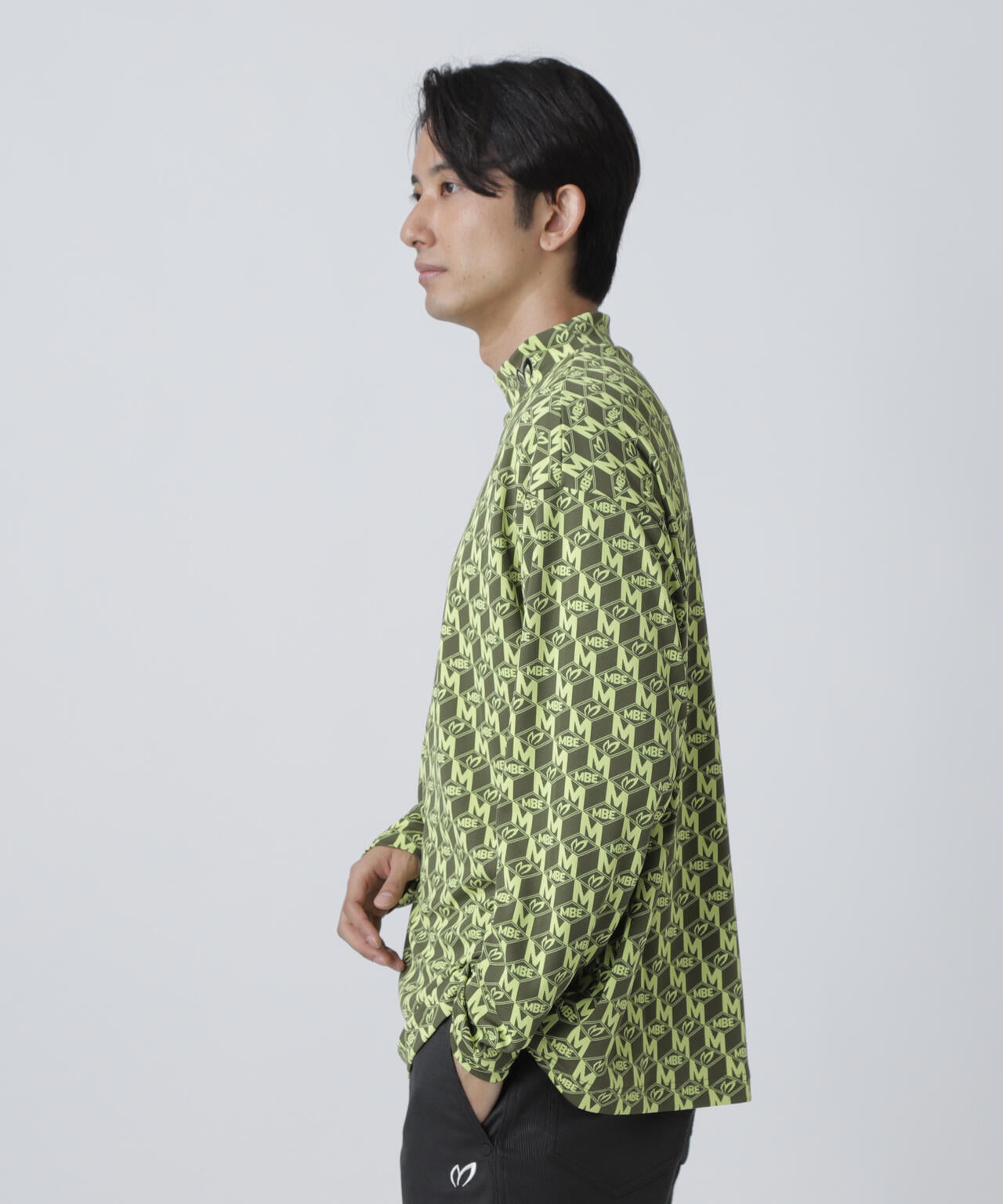 エコブルーMキューブジャガード長袖ハイネックカットソー