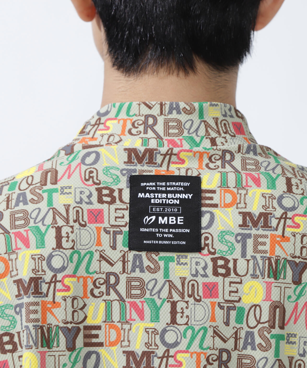 4WAYナイロントリコットマルチロゴプリント半袖モックネックカットソー