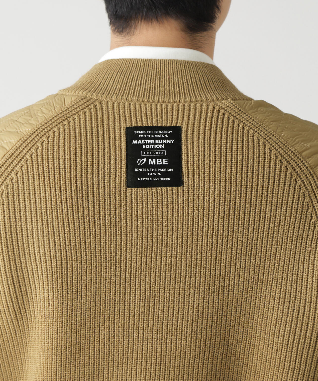 ニットジップブルゾン