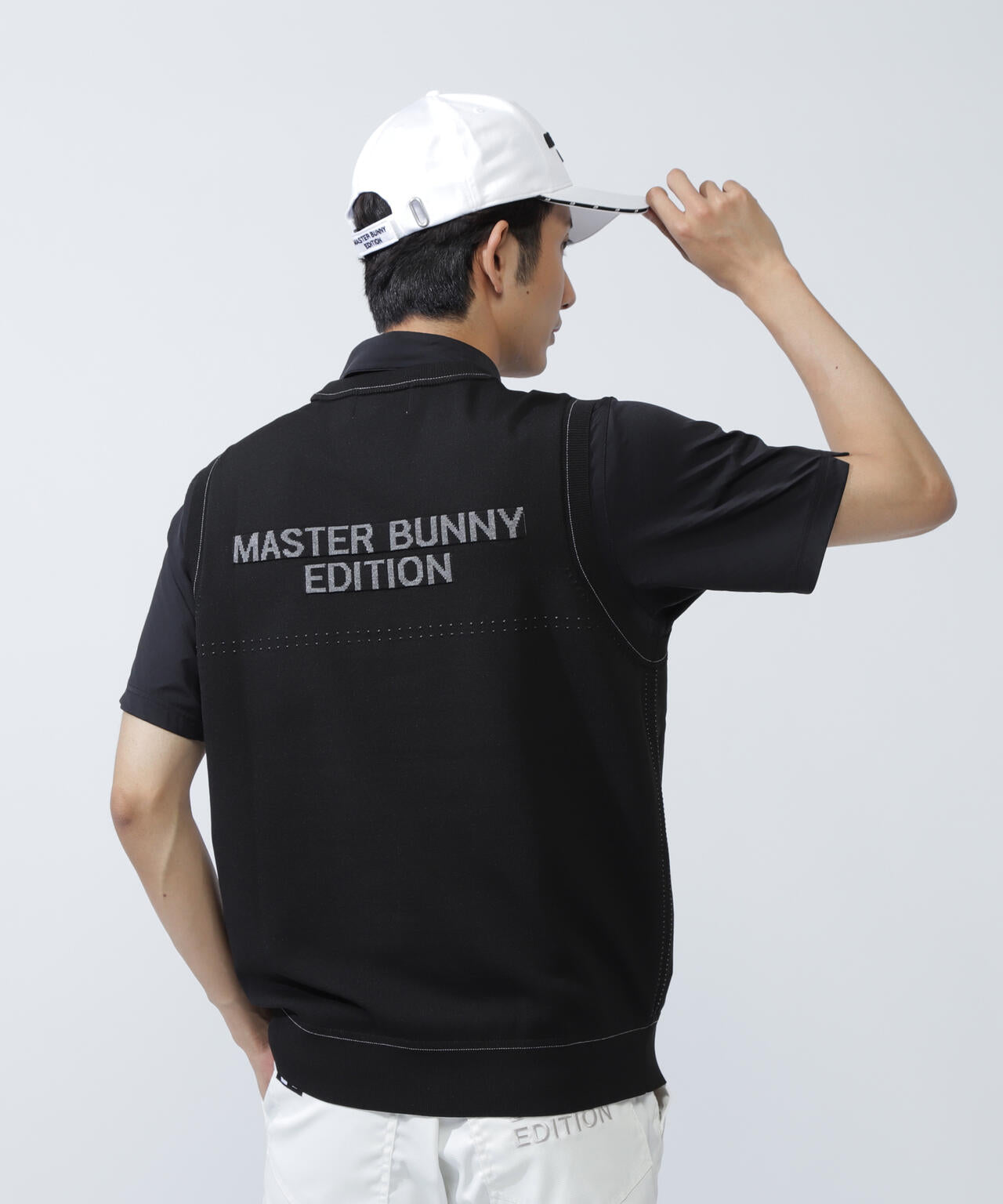 クルーネックニットベスト