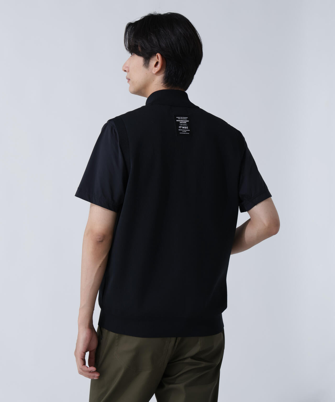 フルジップアップニットベスト