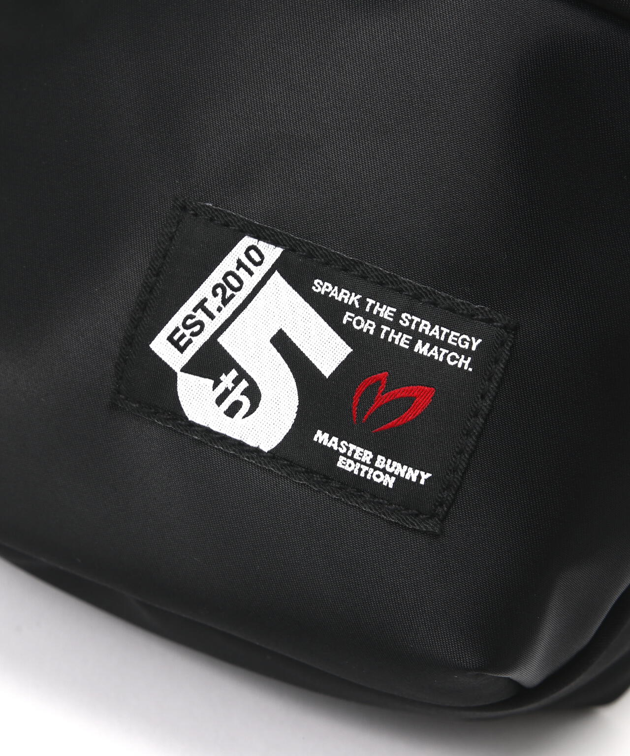 ボディーバッグ (UNISEX)