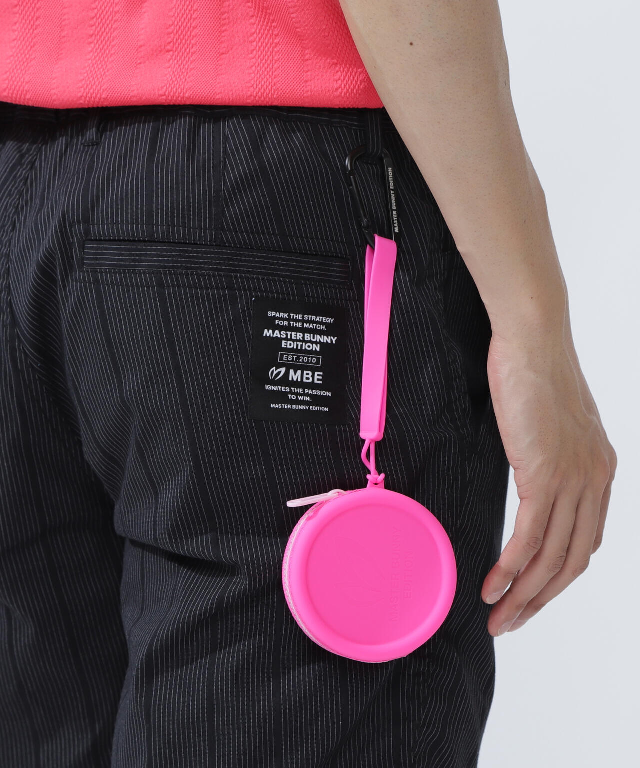 ラウンド型シリコンポーチ (UNISEX)