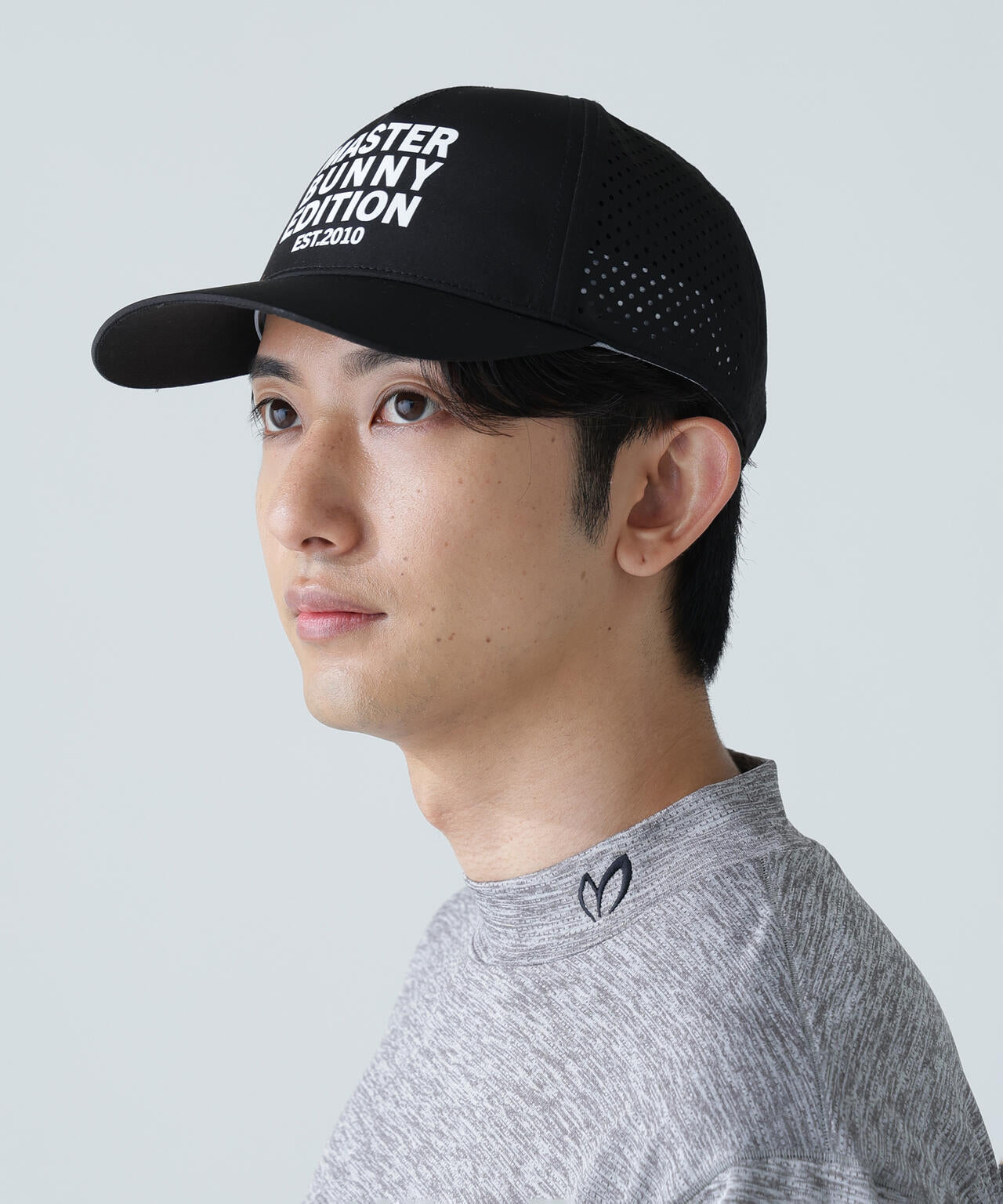 マーカー付きメッシュキャップ (UNISEX)