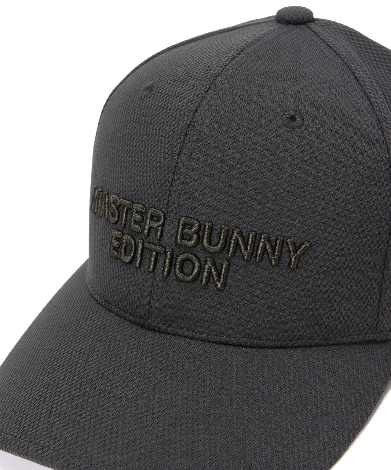 【SWAGGY BUNNY】キャップ (UNISEX)