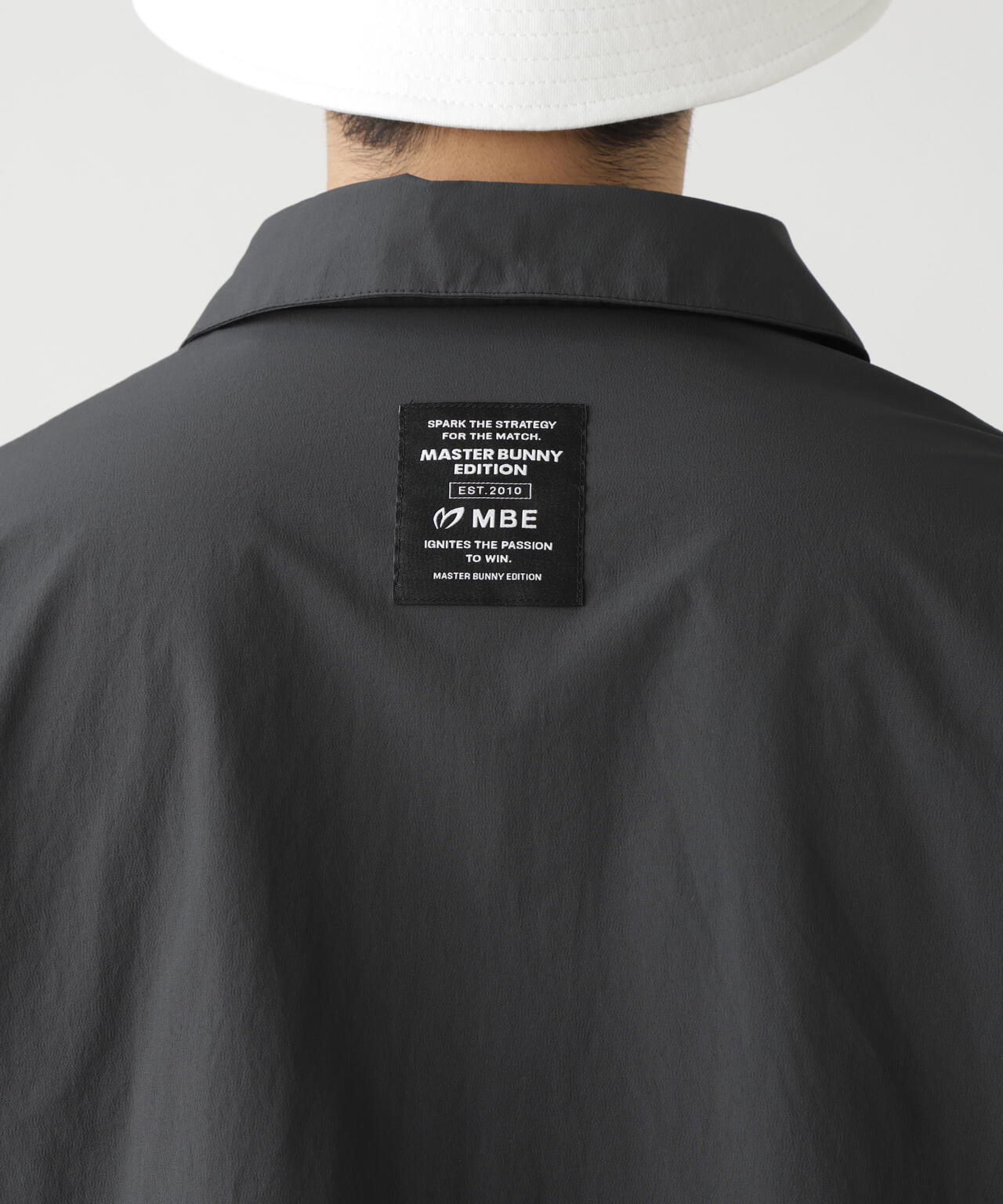 カジナイロンストレッチジップジャケット