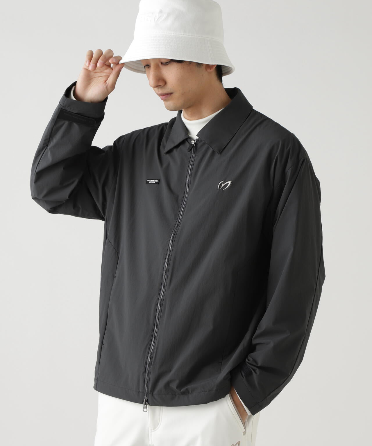 カジナイロンストレッチジップジャケット